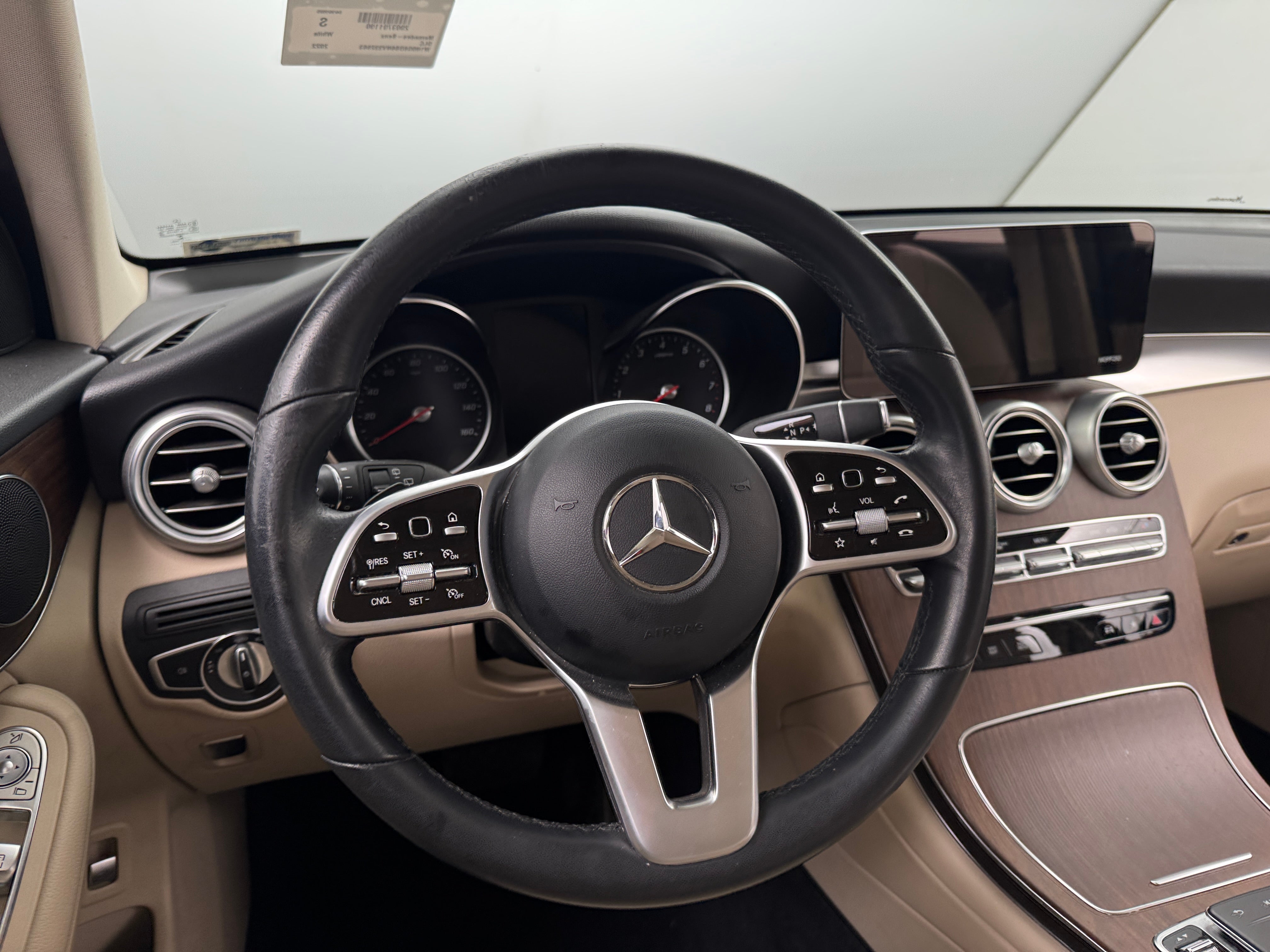 2022 Mercedes-Benz GLC 300 4