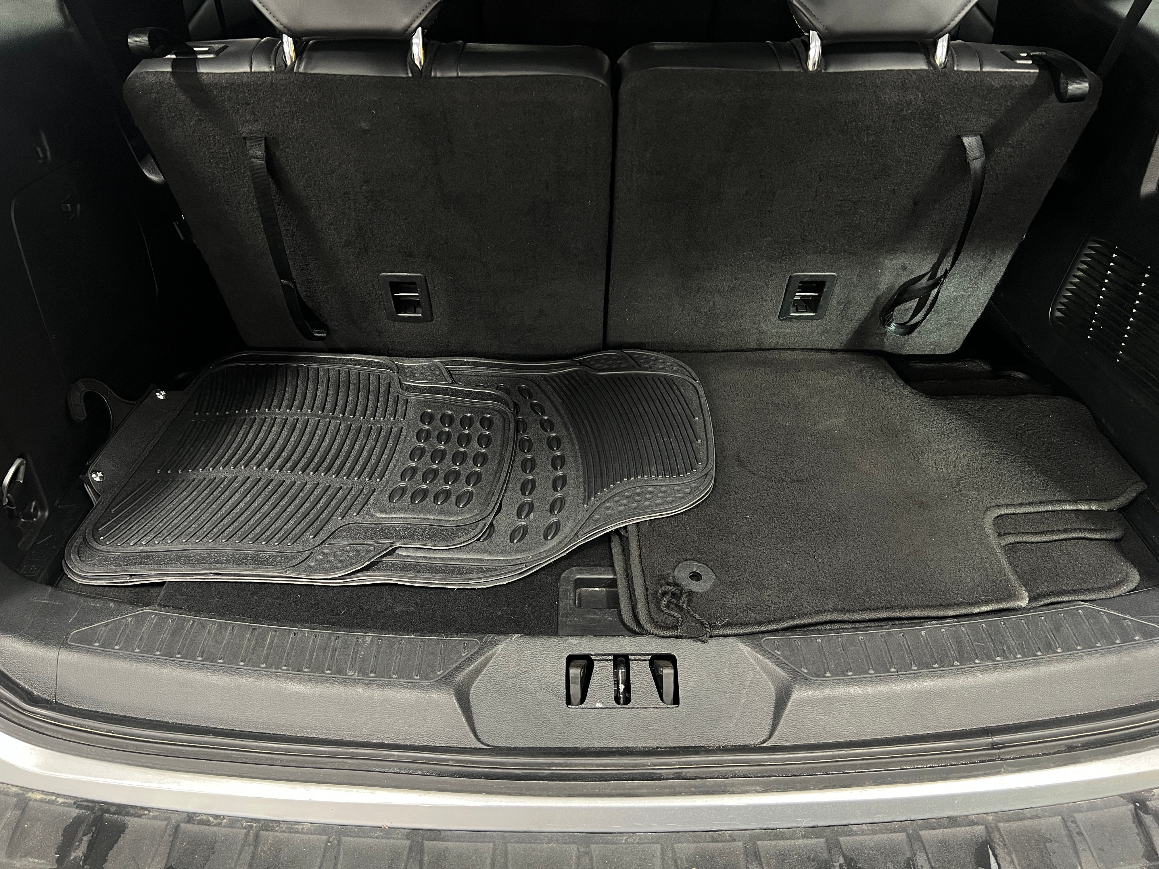 2023 Ford Explorer XLT 6