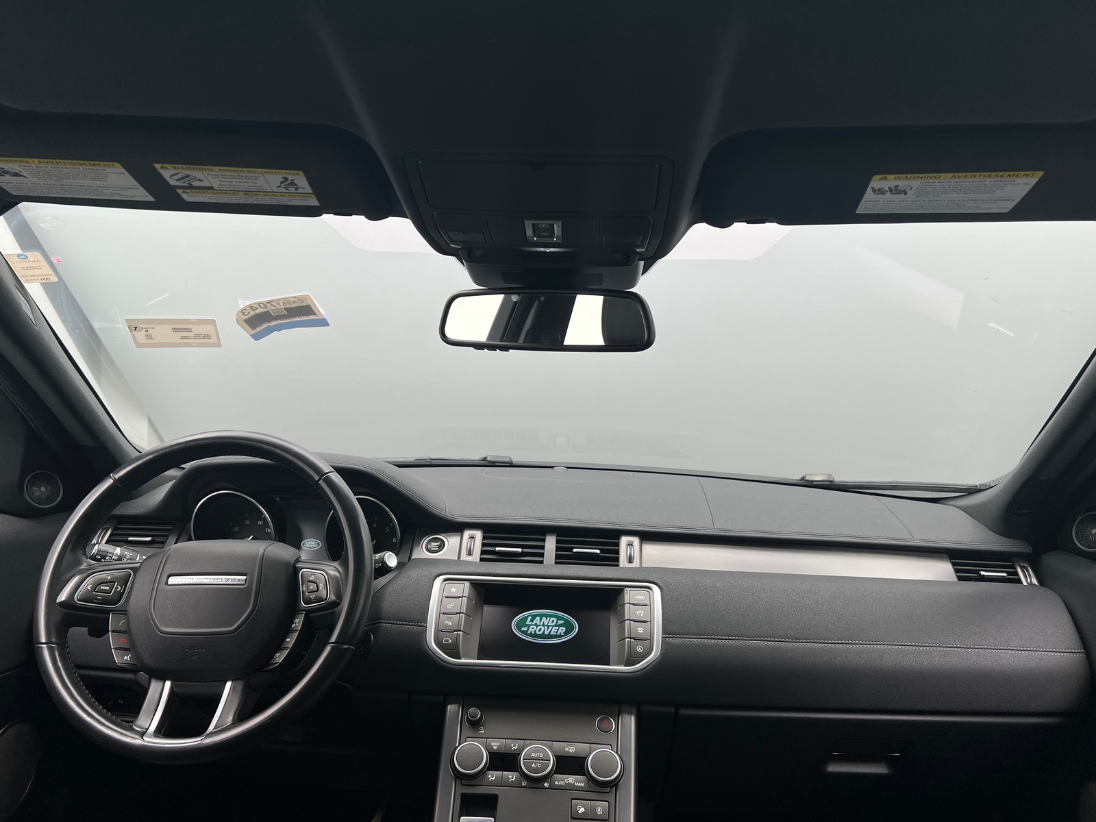 Thumbnail: 2018 Land Rover Range Rover Evoque - 3