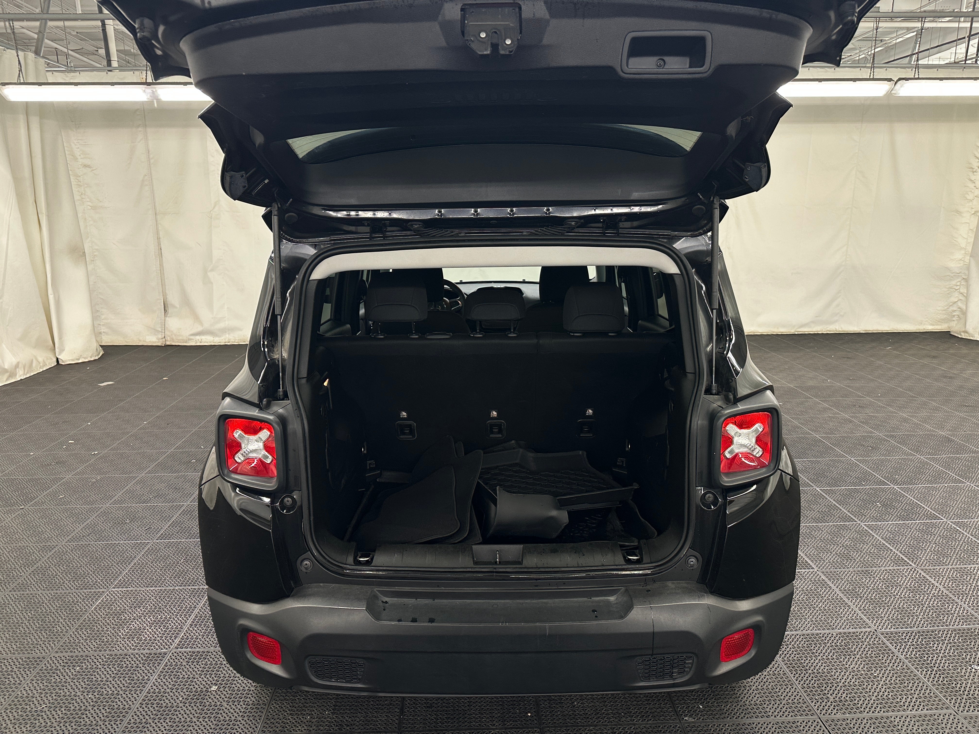 2021 Jeep Renegade Latitude 7