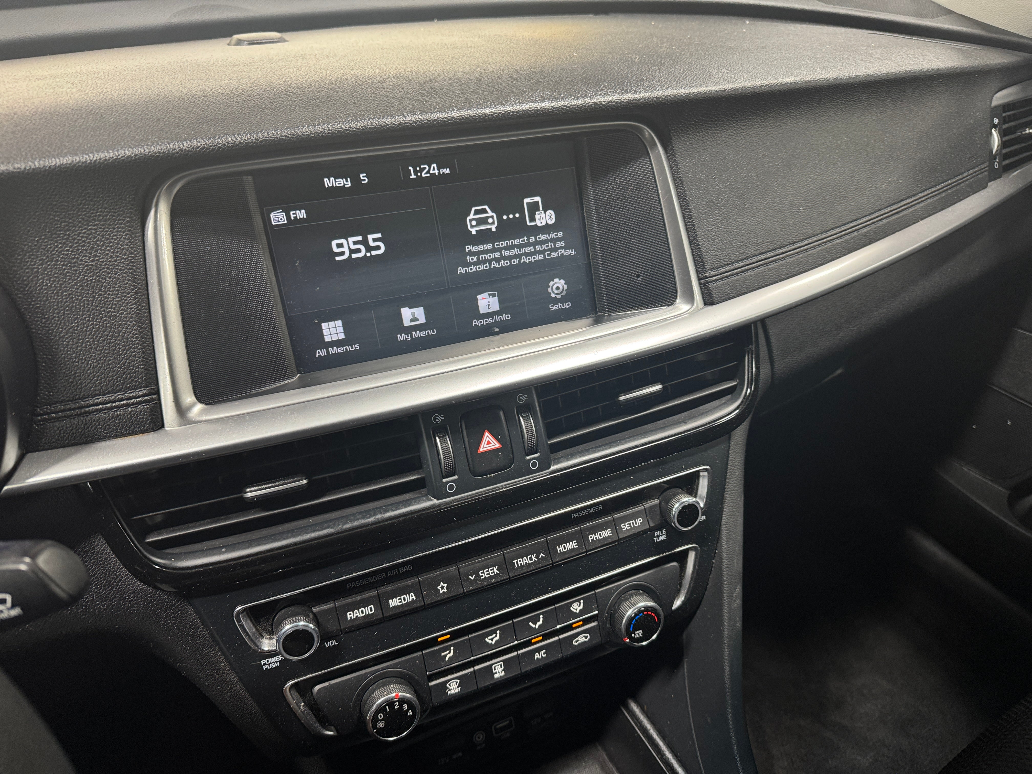 2019 Kia Optima LX 4