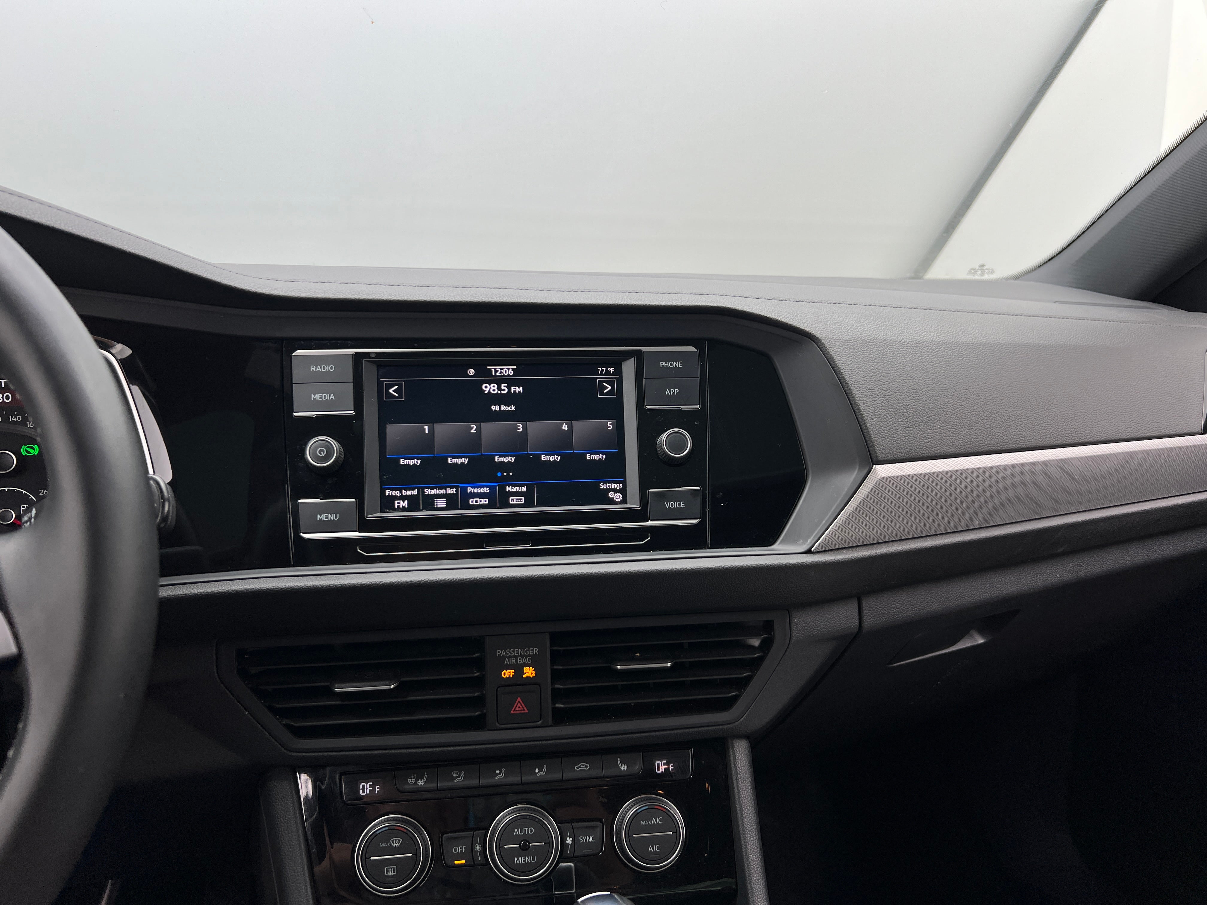 2021 Volkswagen Jetta R-Line 3