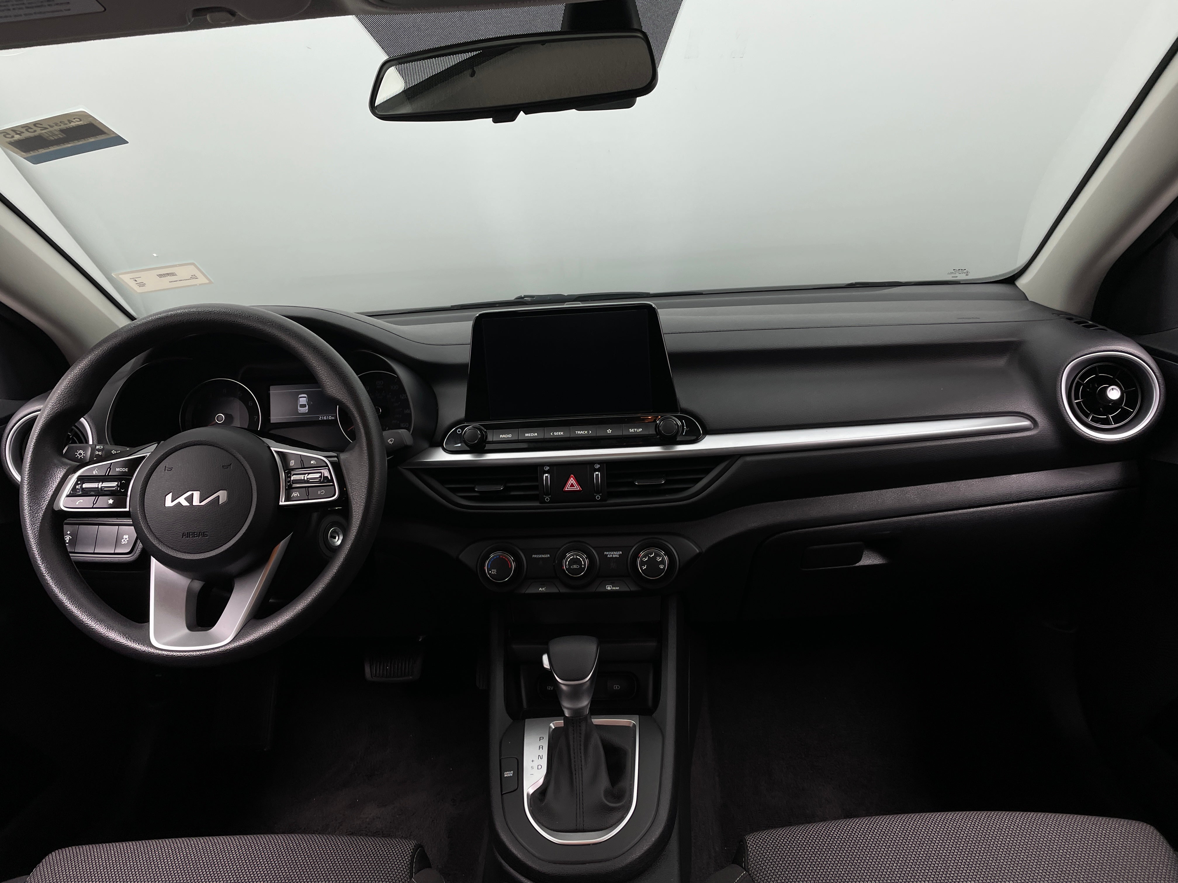 2024 Kia Forte LXS 3