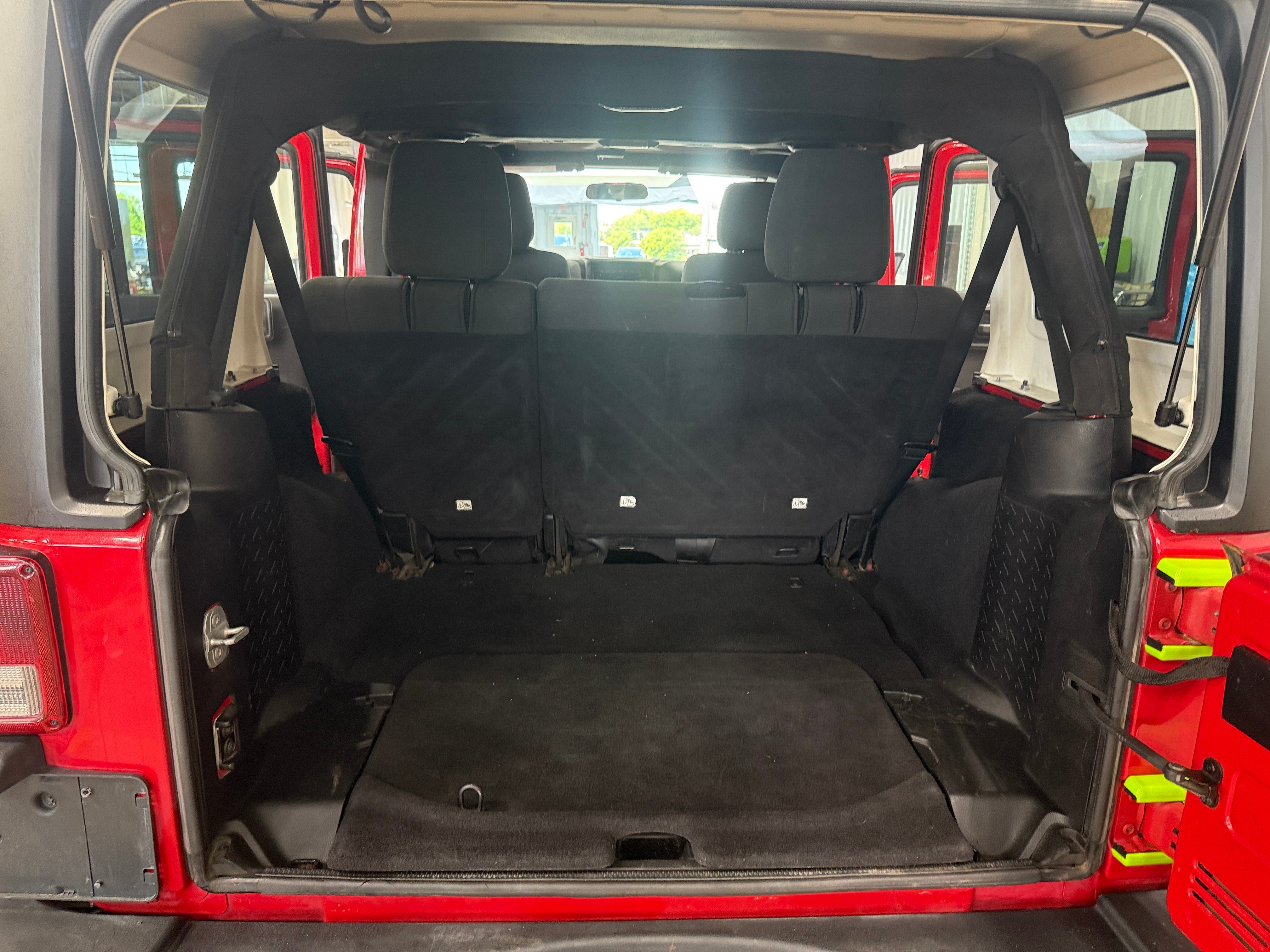 2011 Jeep Wrangler Unlimited Sport 7