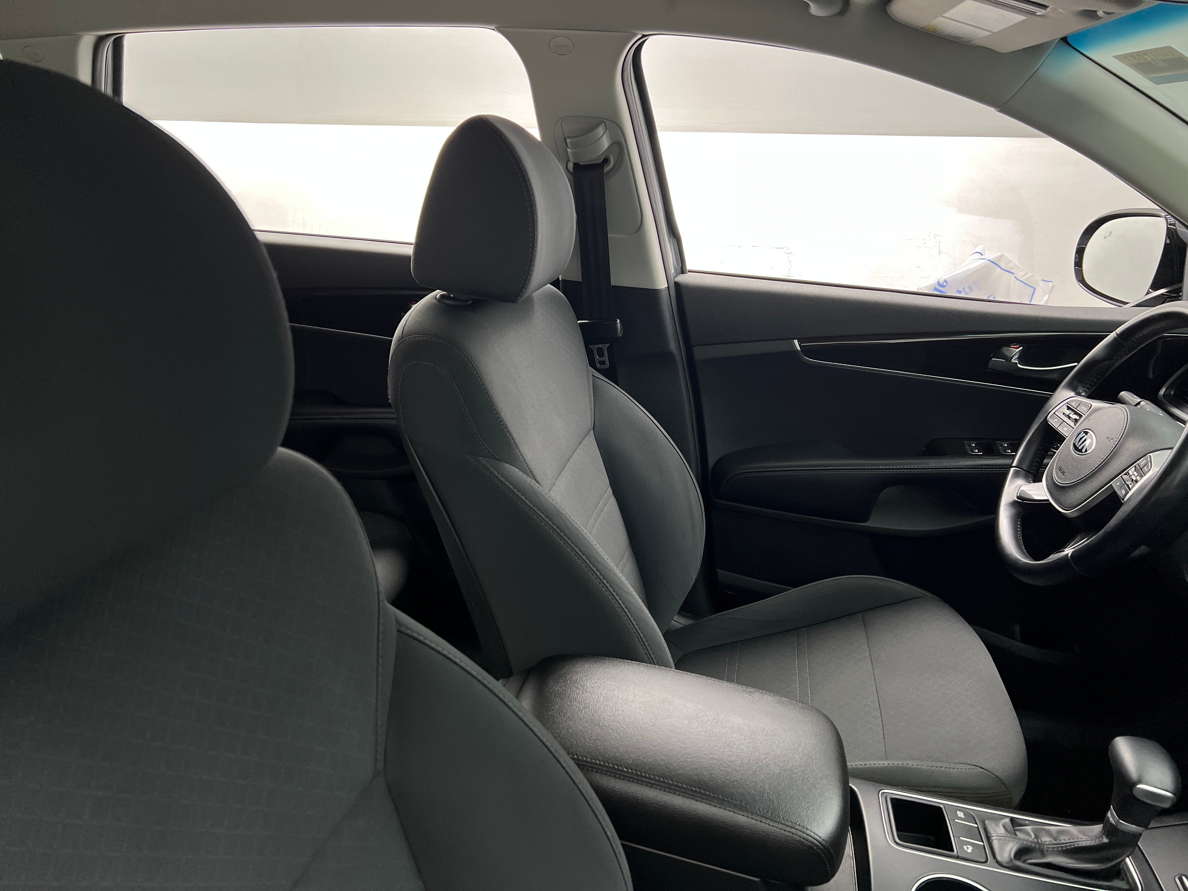 2020 Kia Sorento LX 2