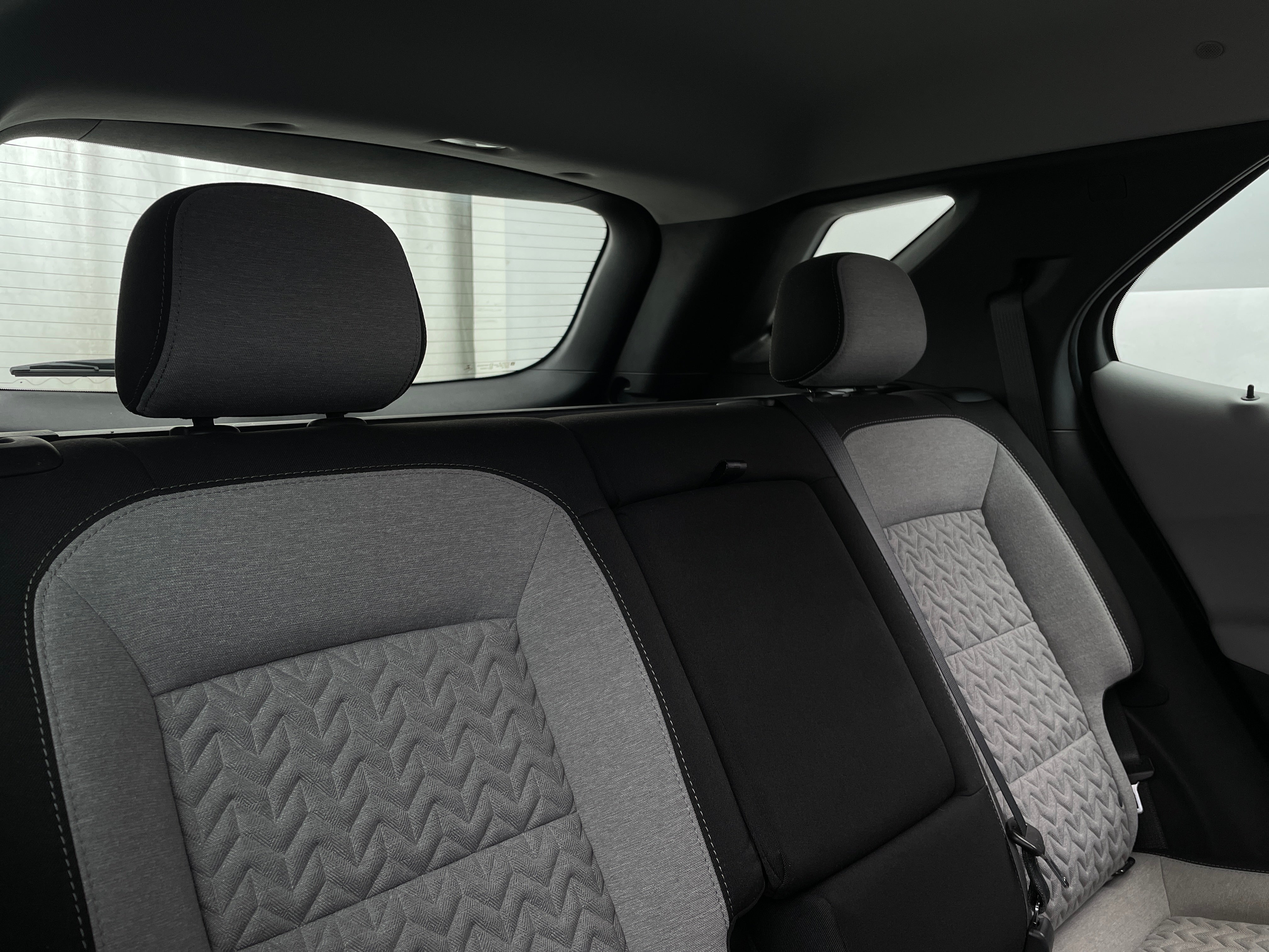 2022 Chevrolet Equinox LS 6
