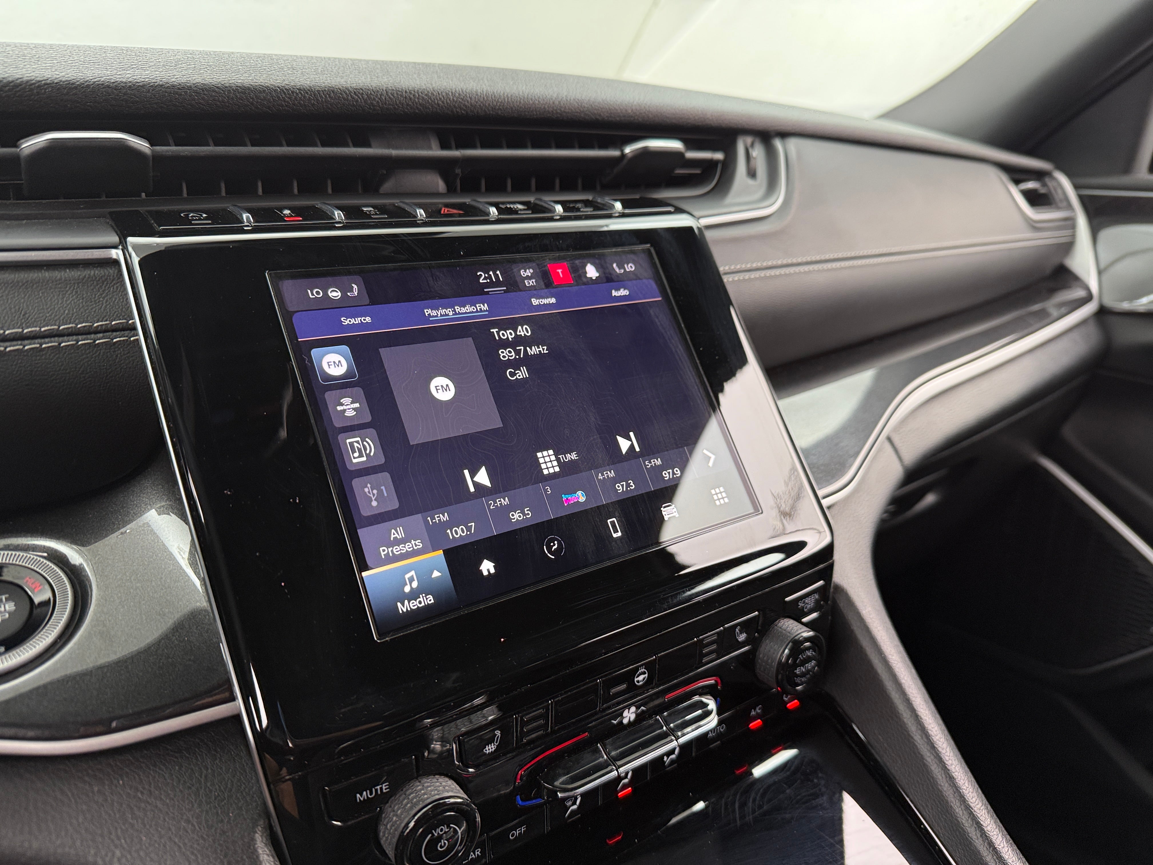 2022 Jeep Grand Cherokee L Altitude 4