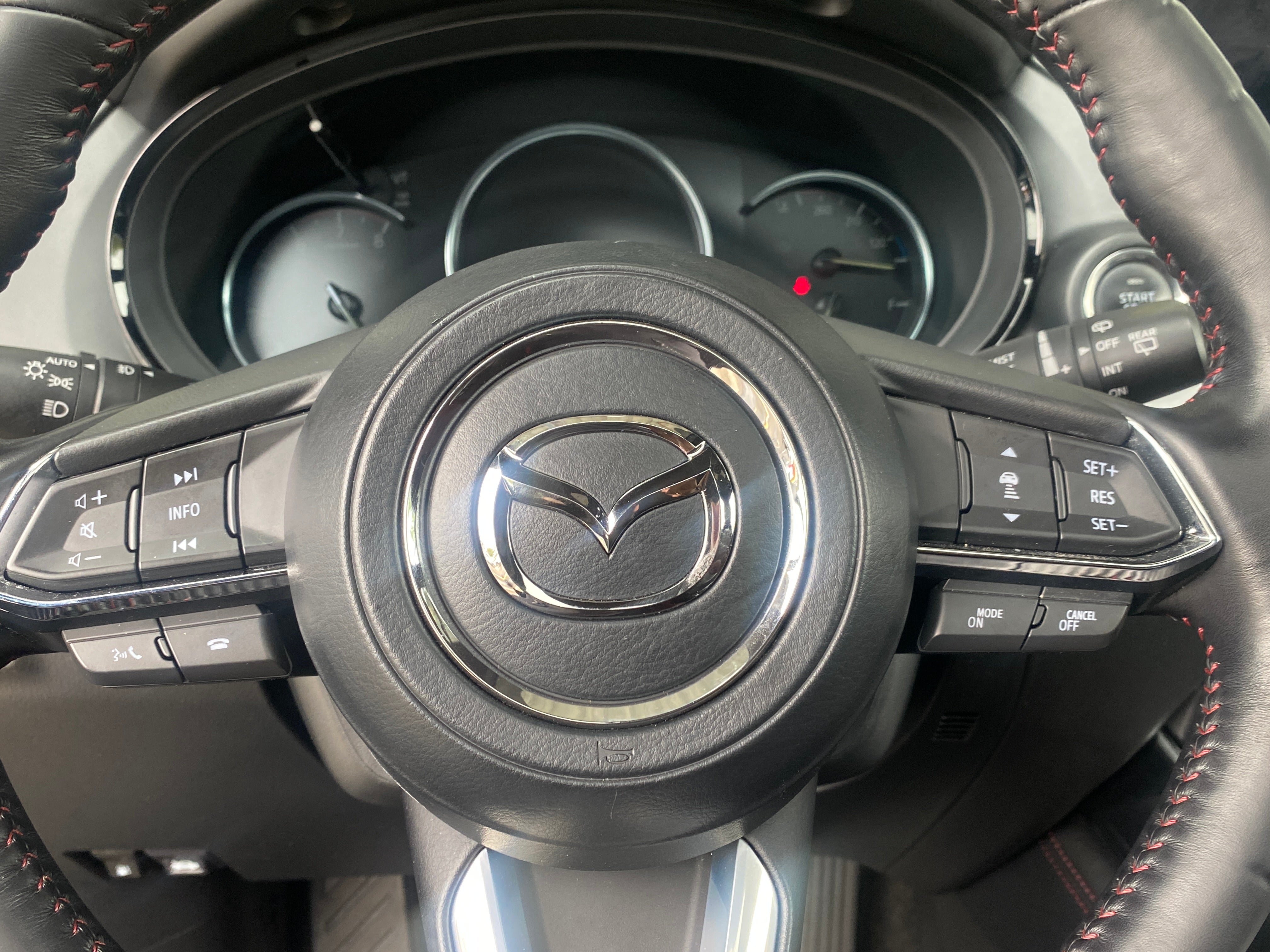 2022 Mazda CX-9 Carbon Edition 4