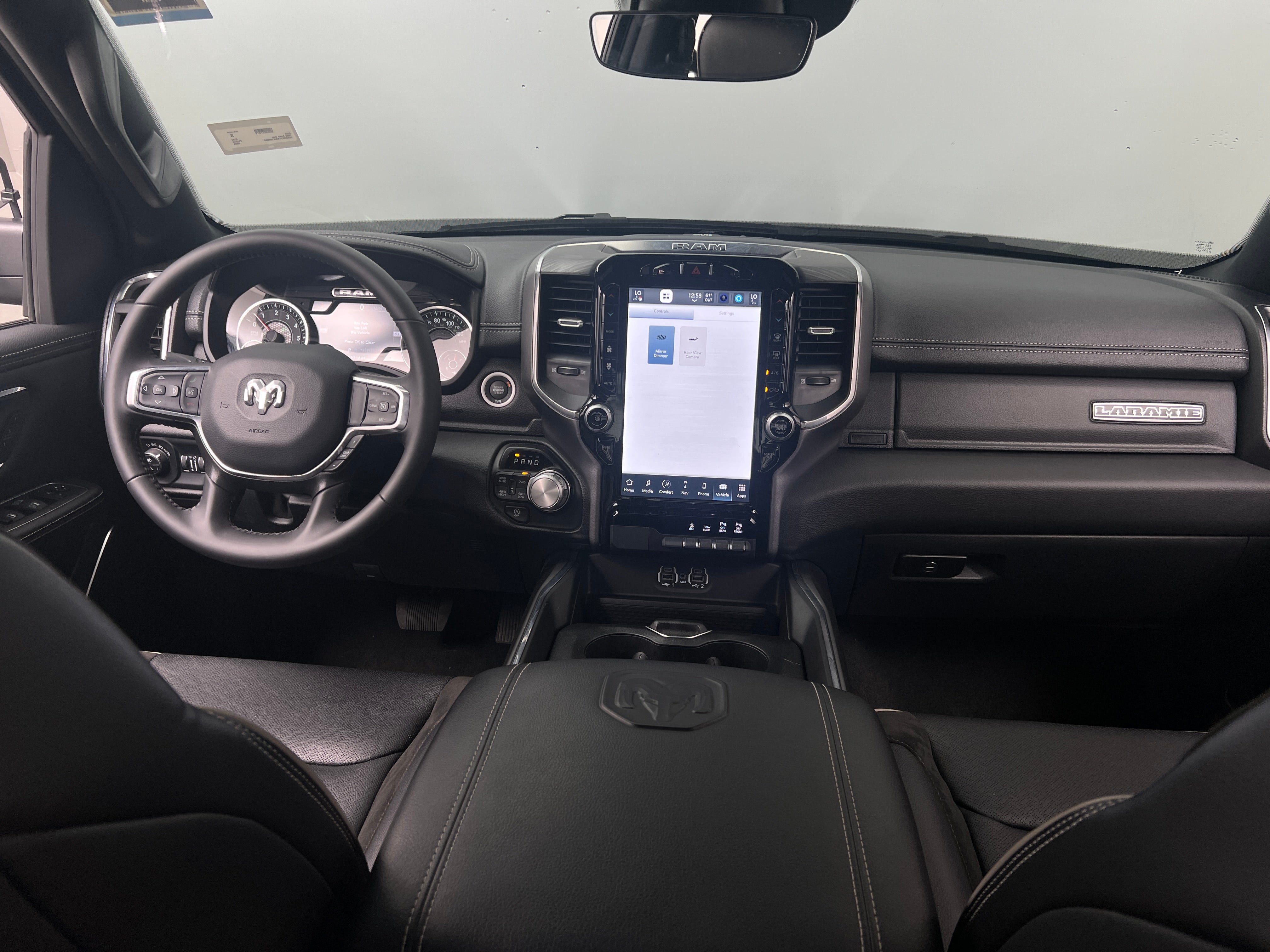 2024 RAM 1500 Laramie 2