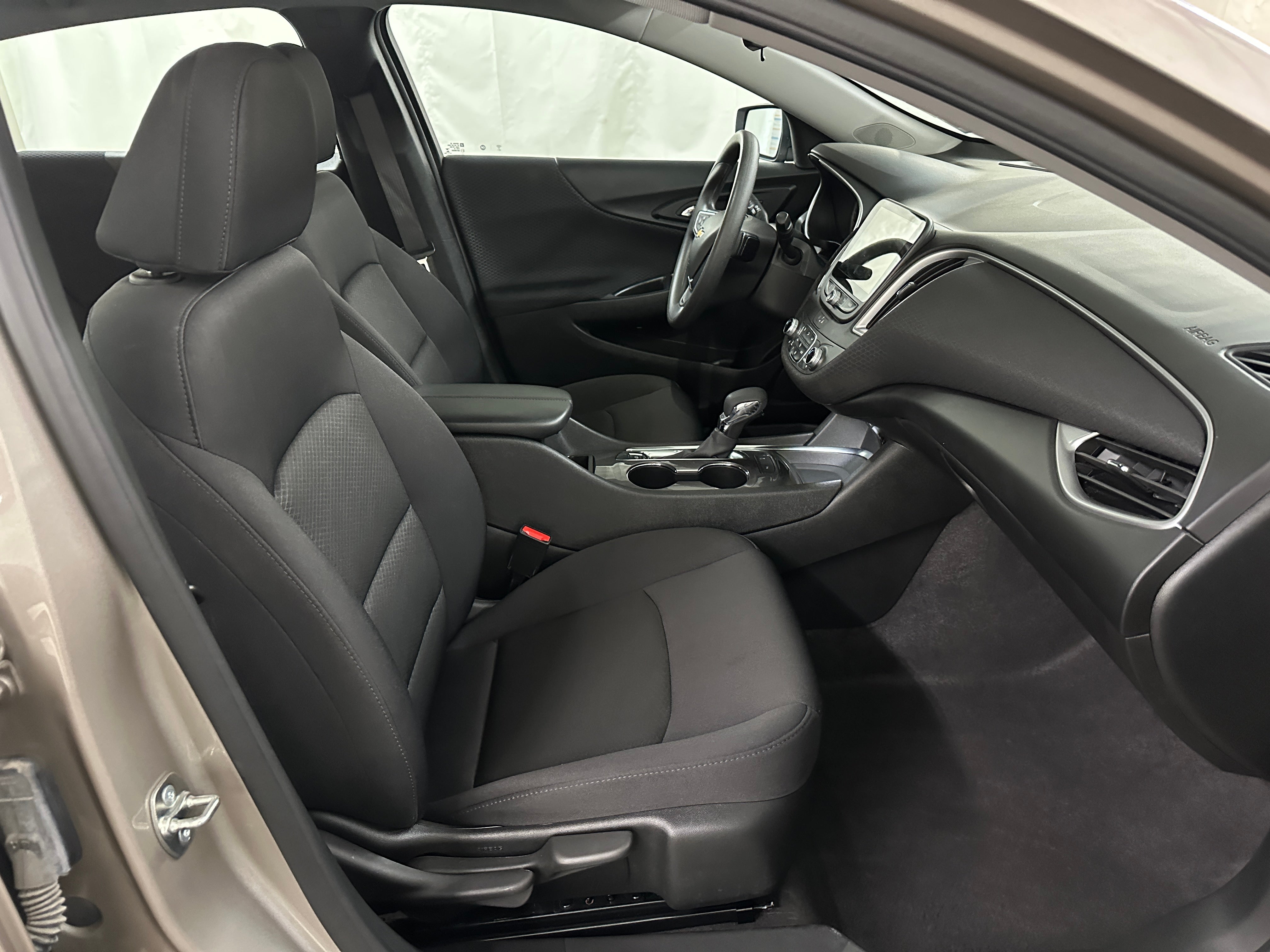 2024 Chevrolet Malibu LT 2