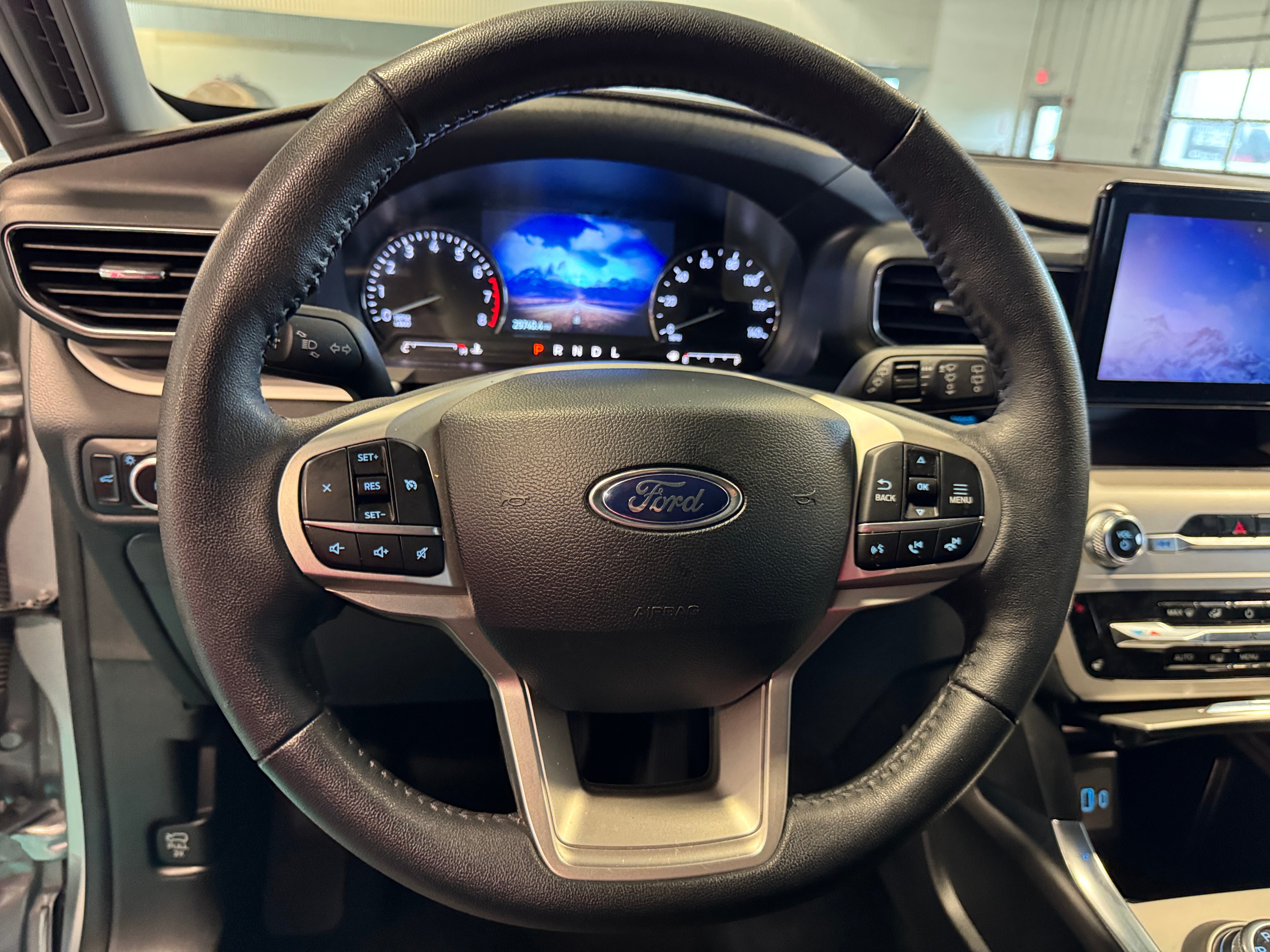 2024 Ford Explorer XLT 5