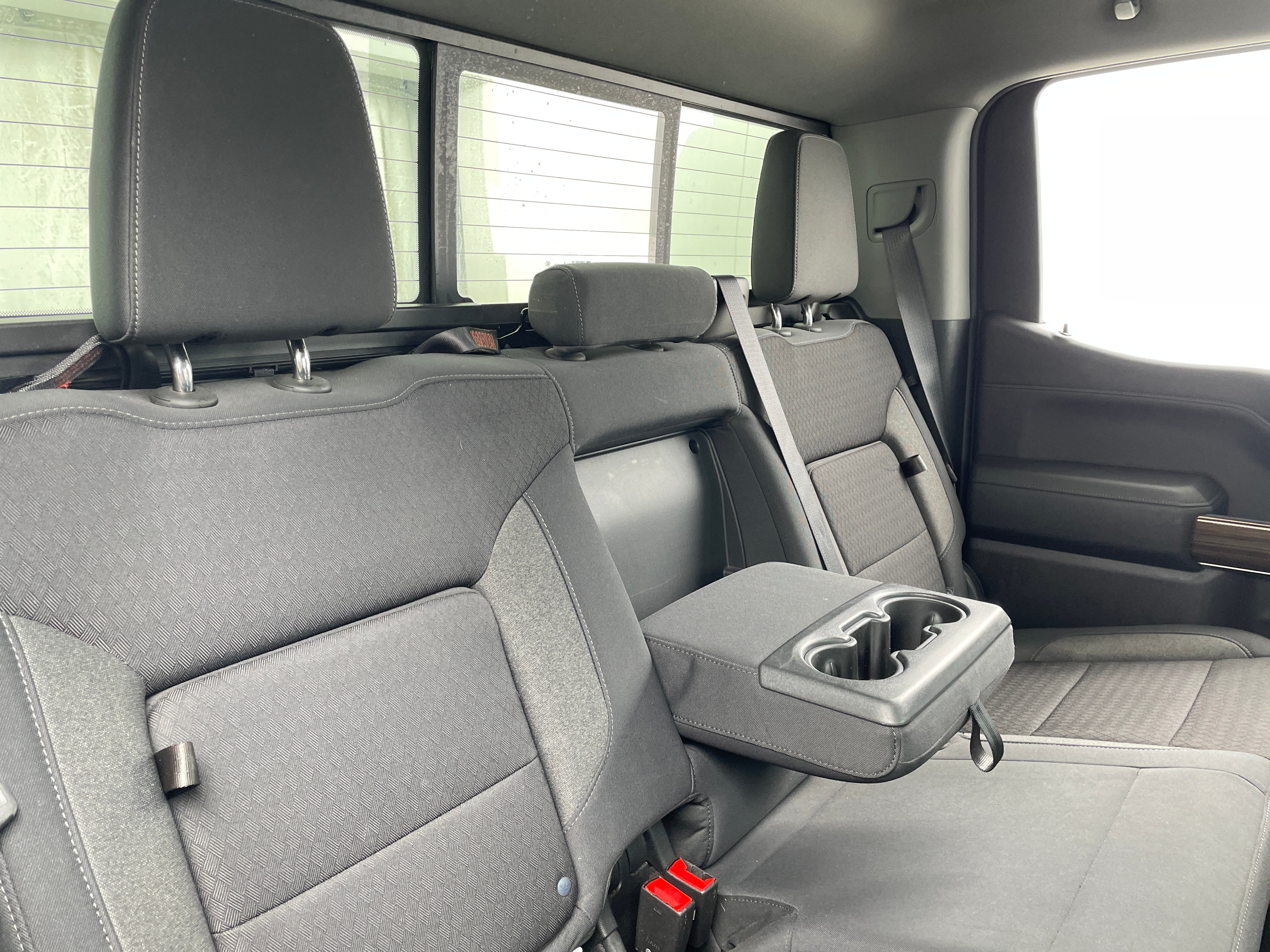 2020 Chevrolet Silverado 1500 RST 6