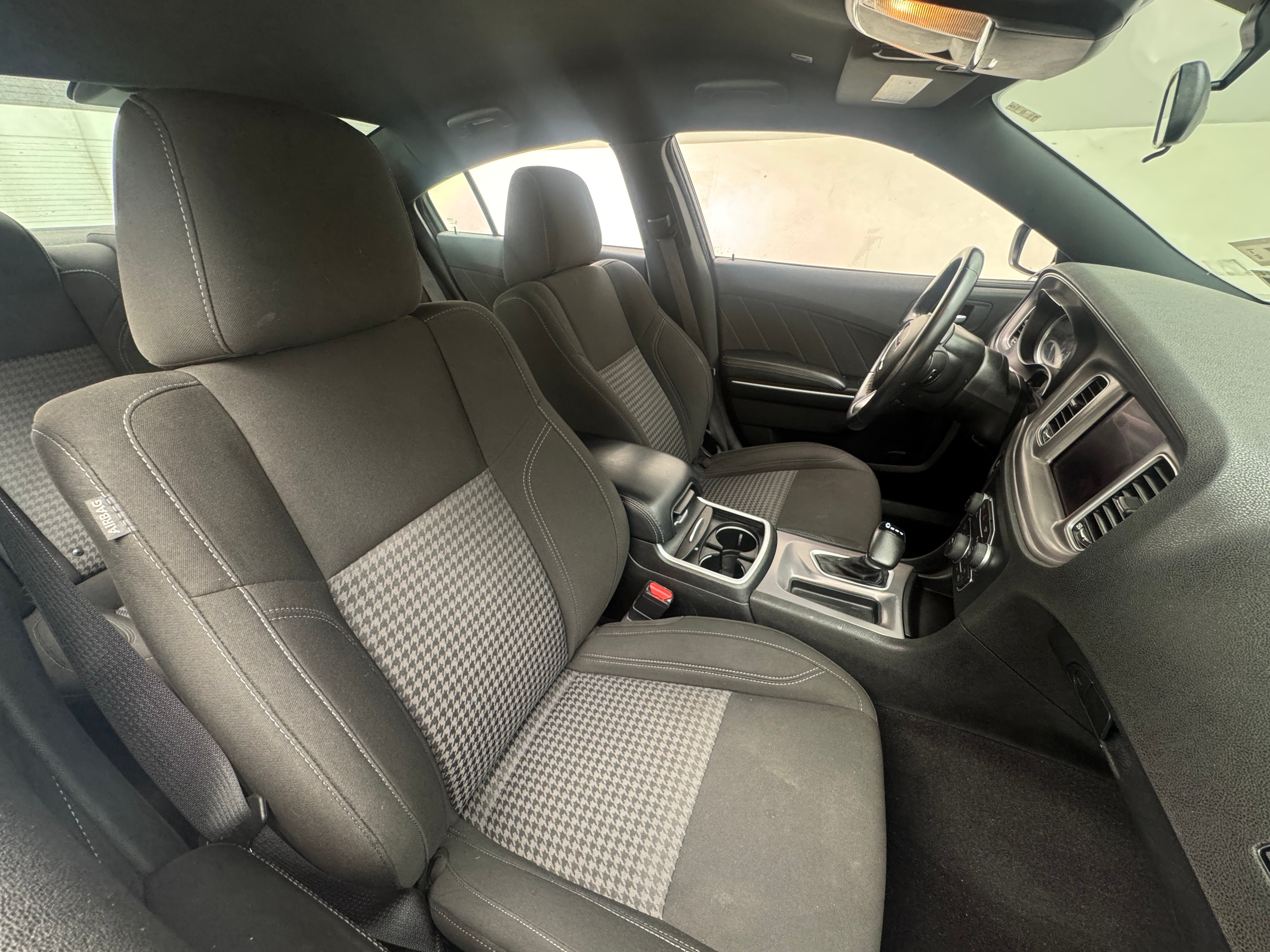 2023 Dodge Charger SXT 2