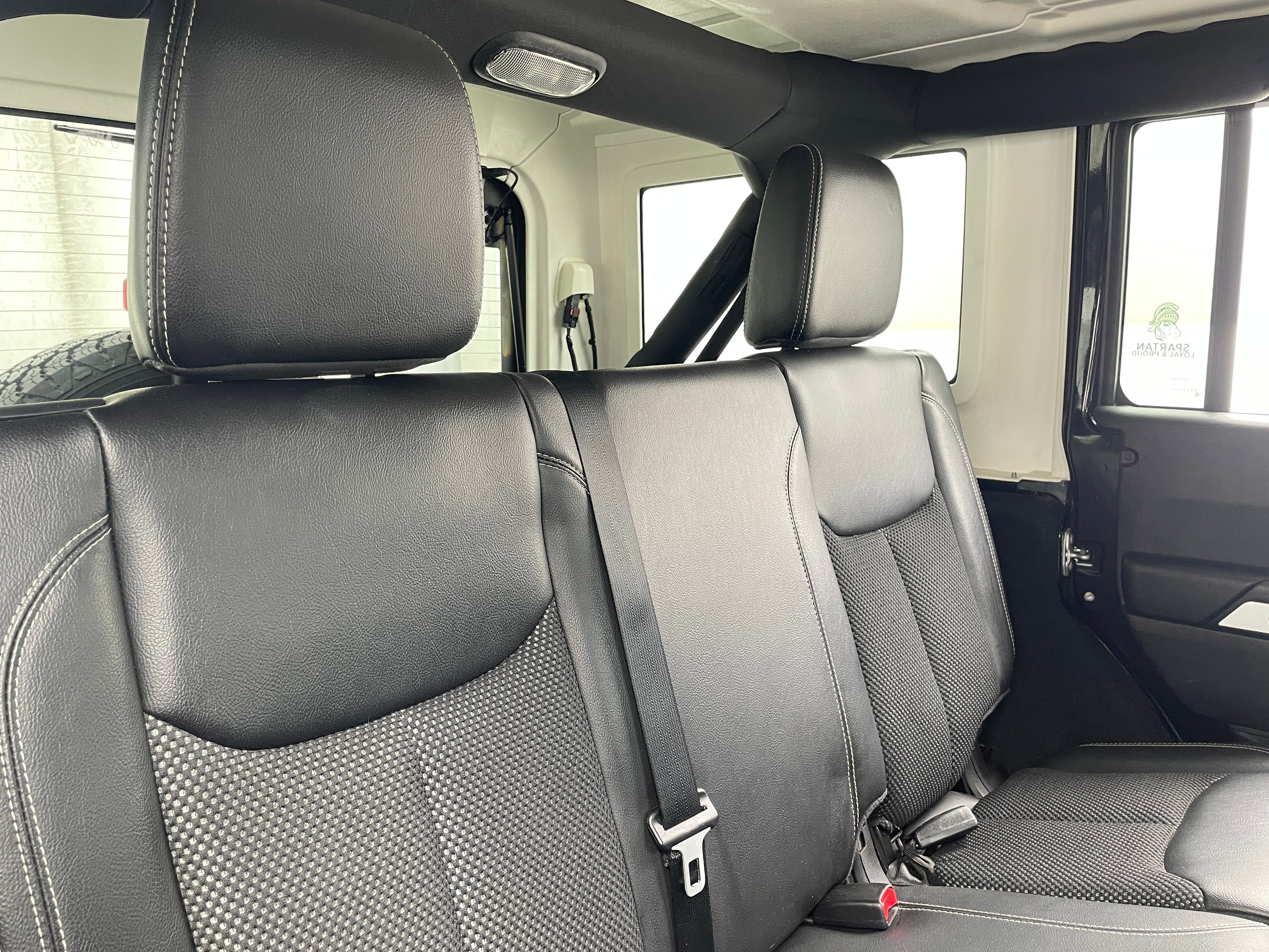 2015 Jeep Wrangler Unlimited X 6
