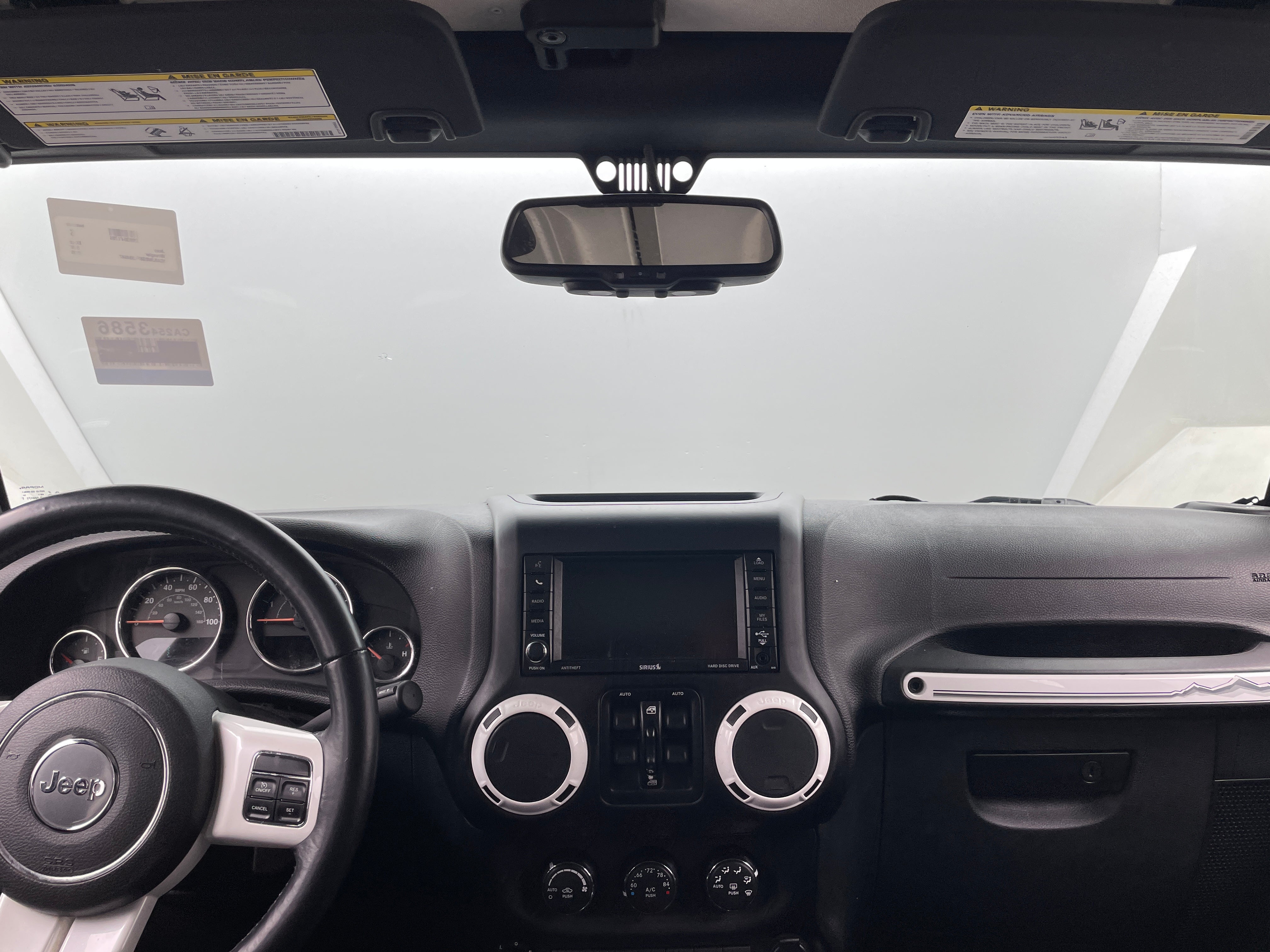 2015 Jeep Wrangler Unlimited X 3