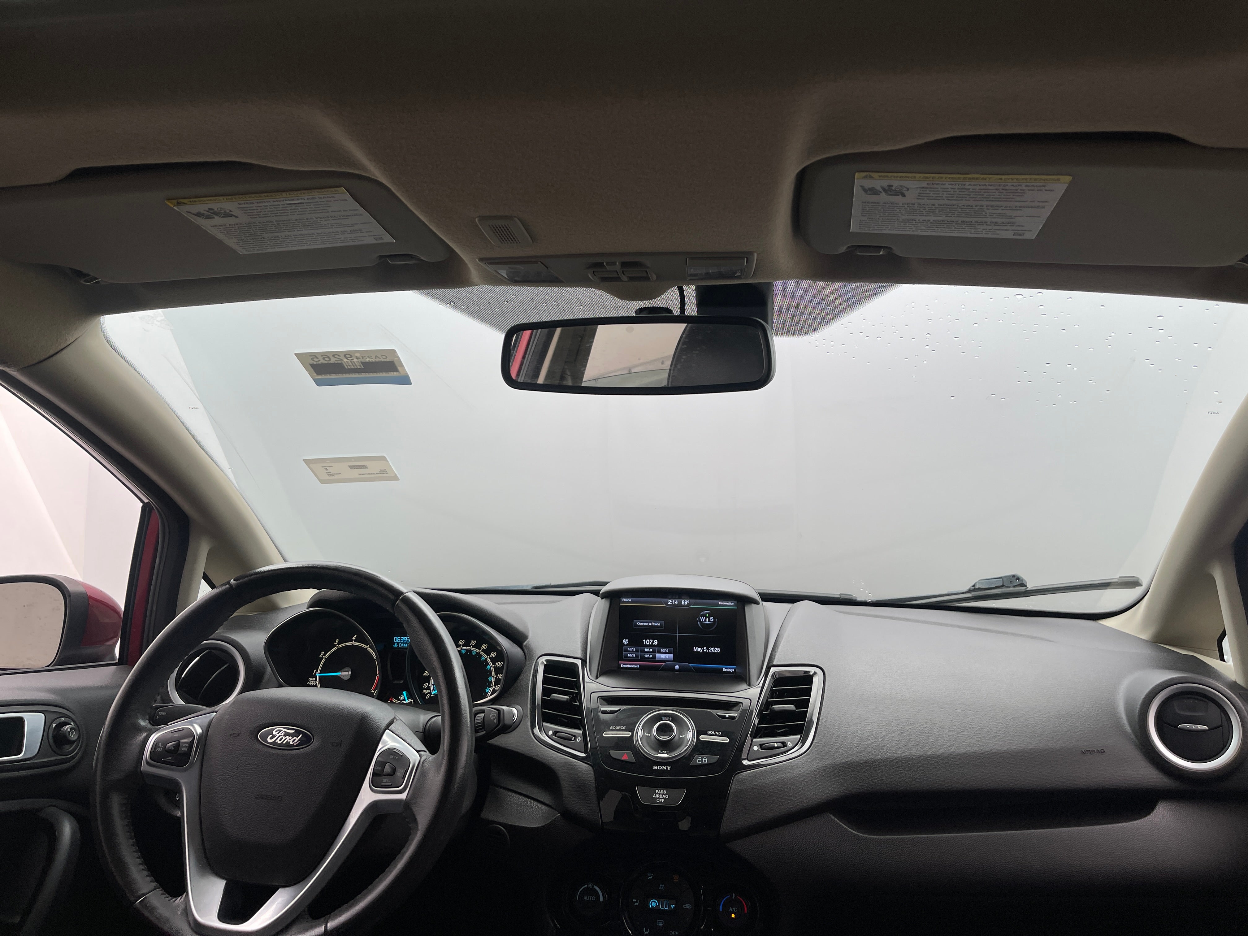 2014 Ford Fiesta Titanium 2