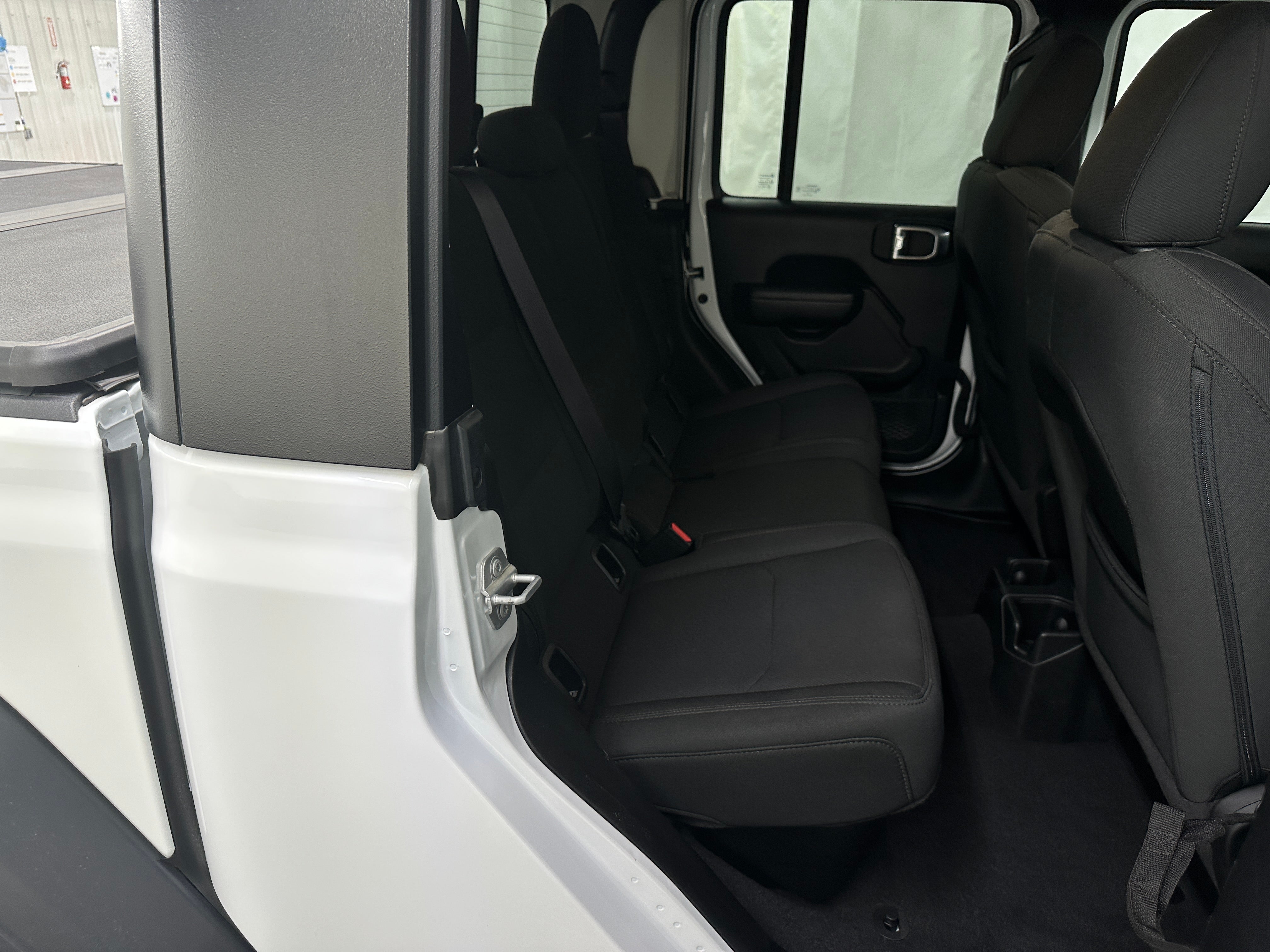 2023 Jeep Gladiator Sport S 6