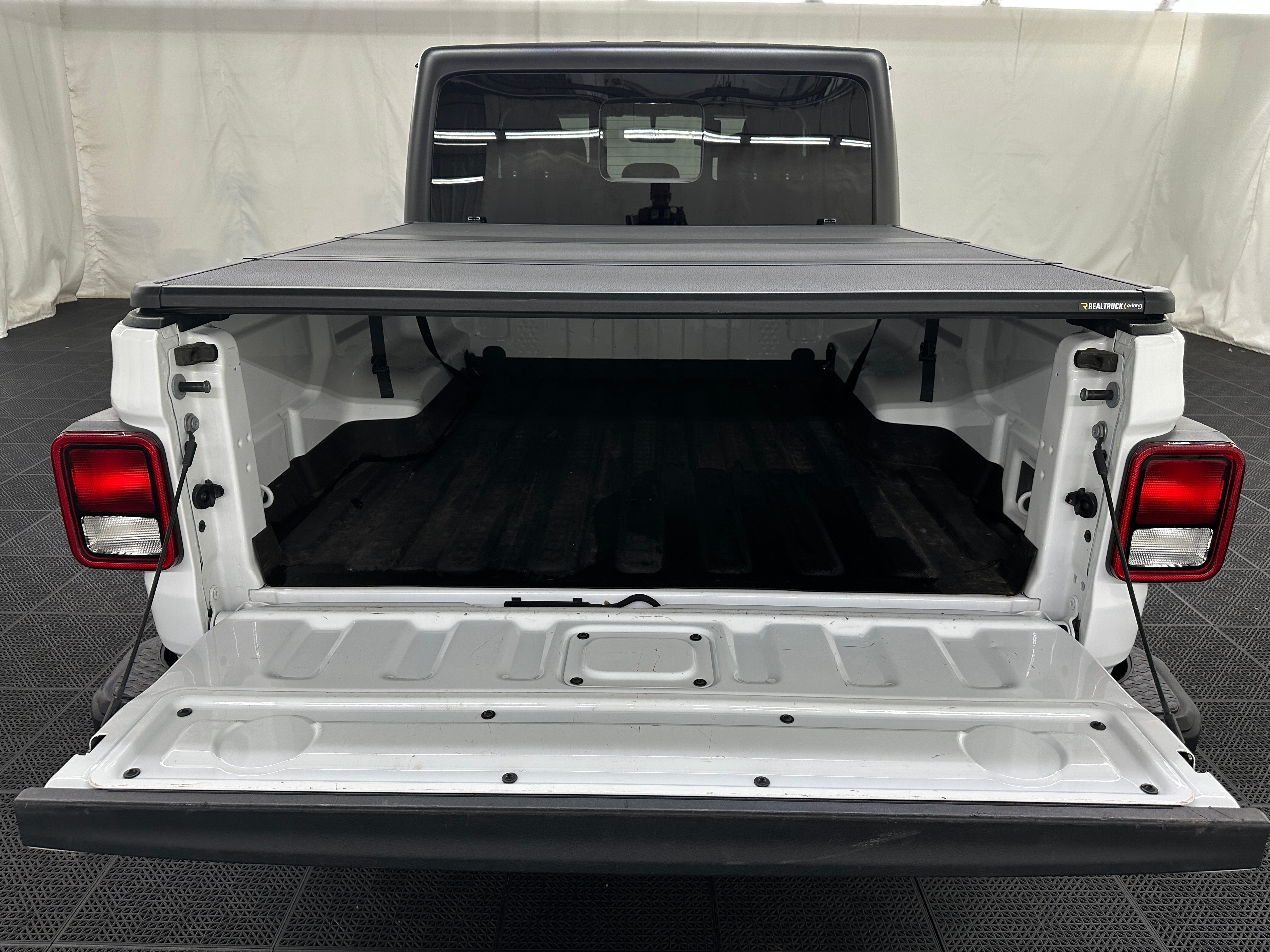 2023 Jeep Gladiator Sport S 7