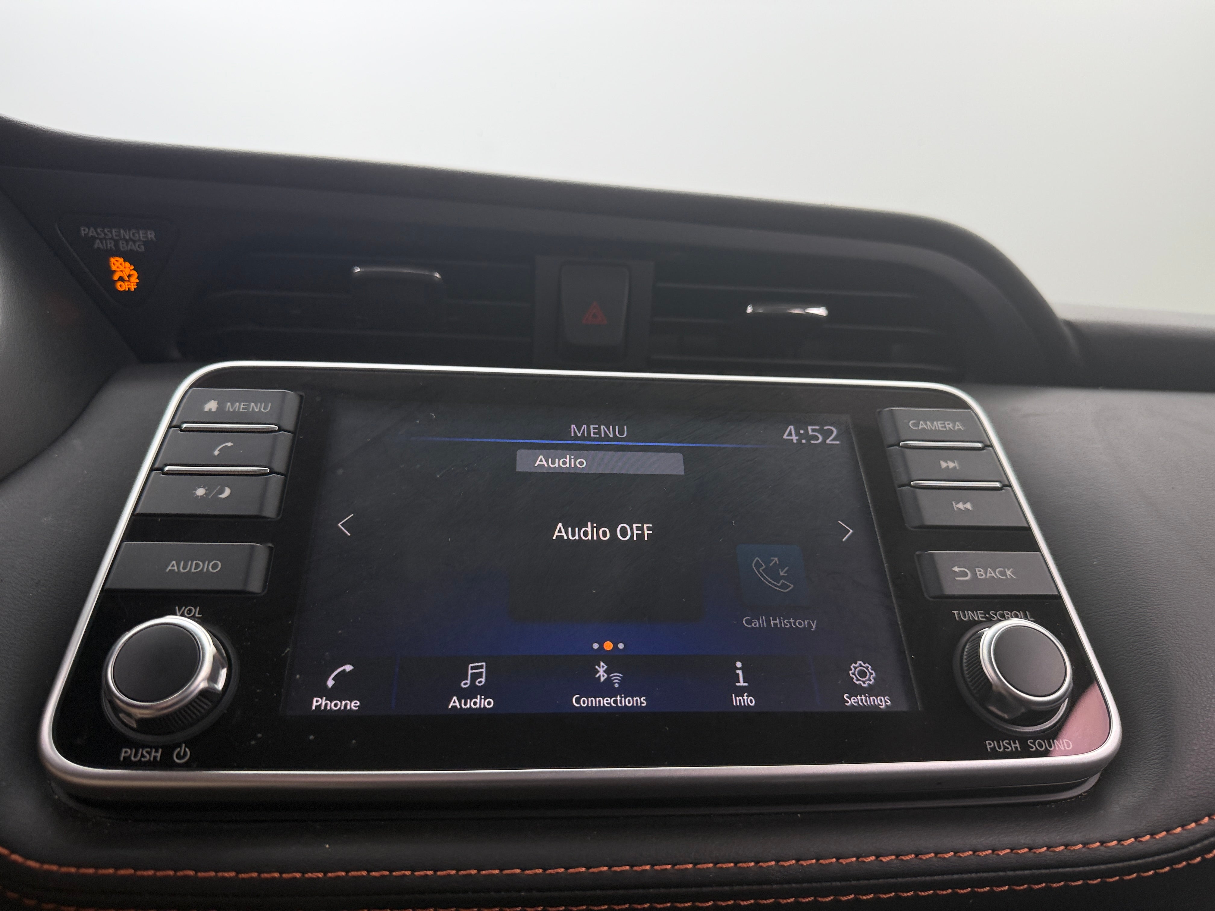 2020 Nissan Kicks SR 3