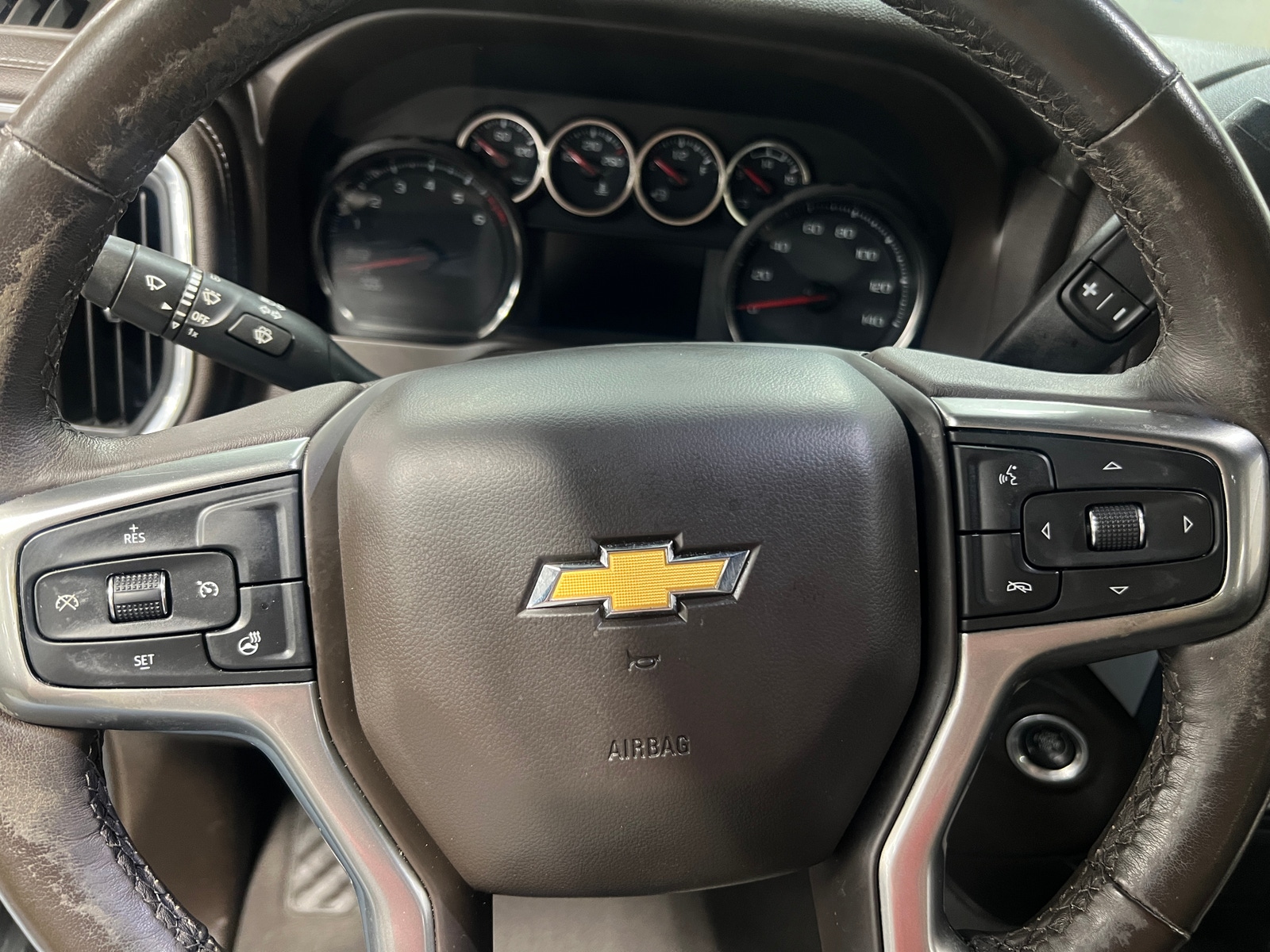 Thumbnail: 2022 Chevrolet Silverado 1500 - 5