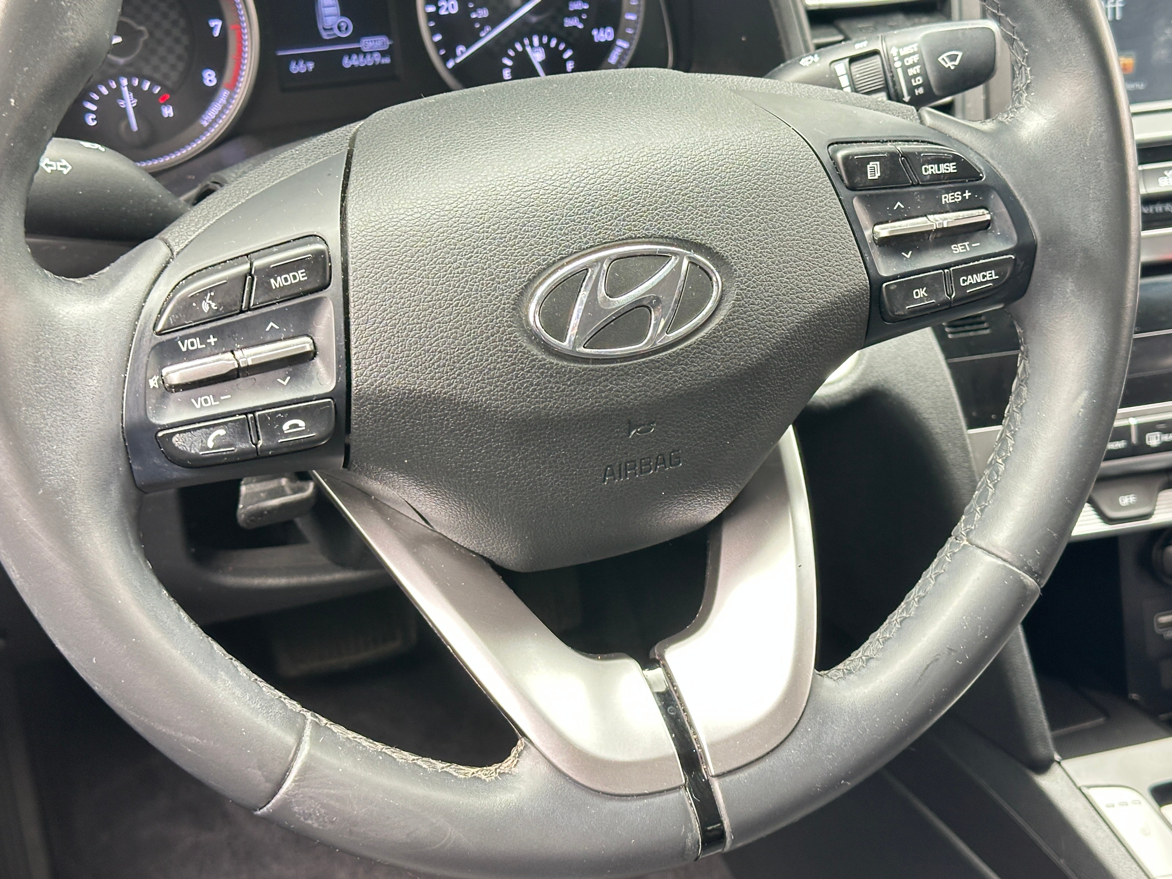 2020 Hyundai Elantra Limited Edition 4