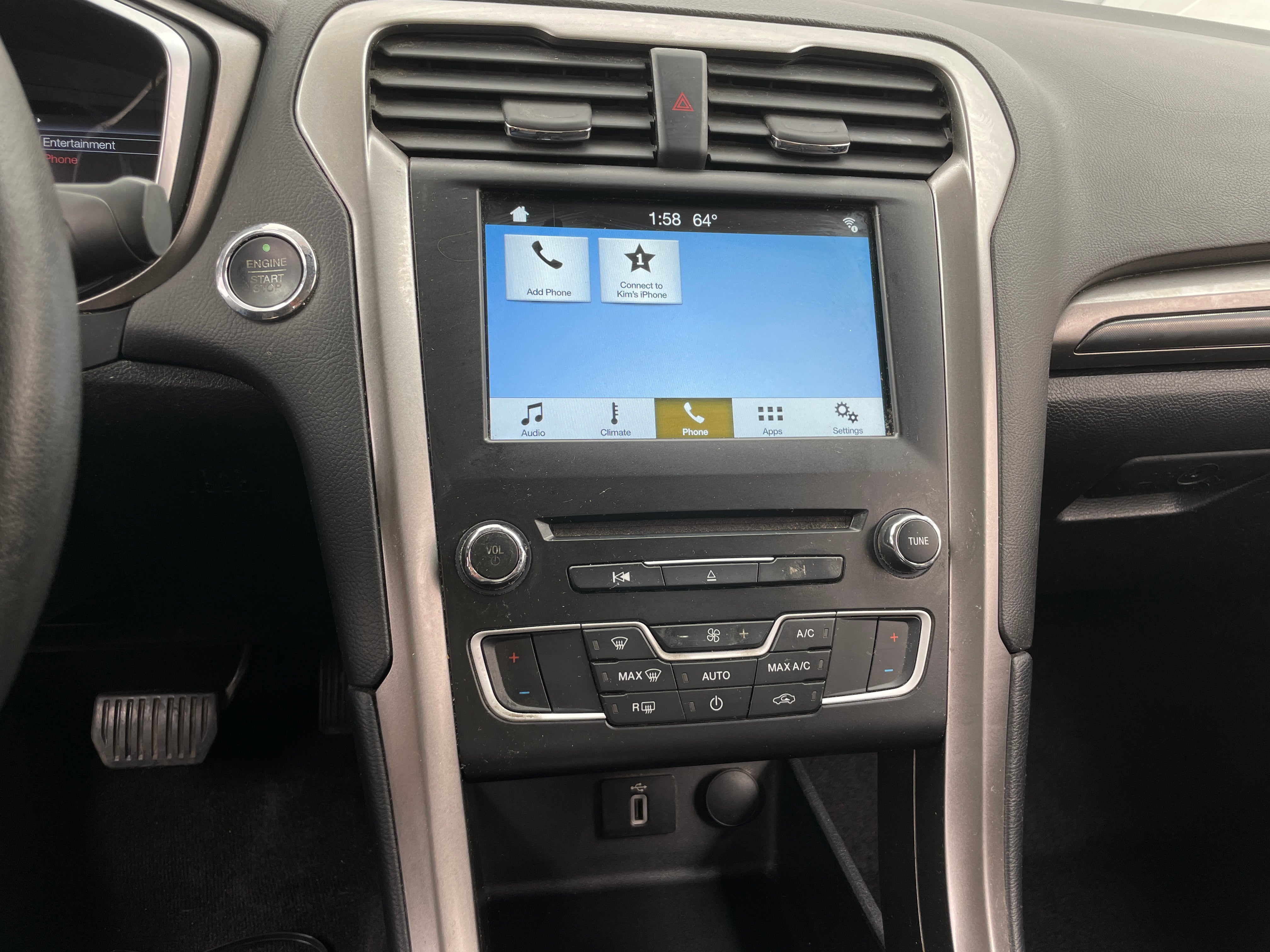 2017 Ford Fusion SE 4