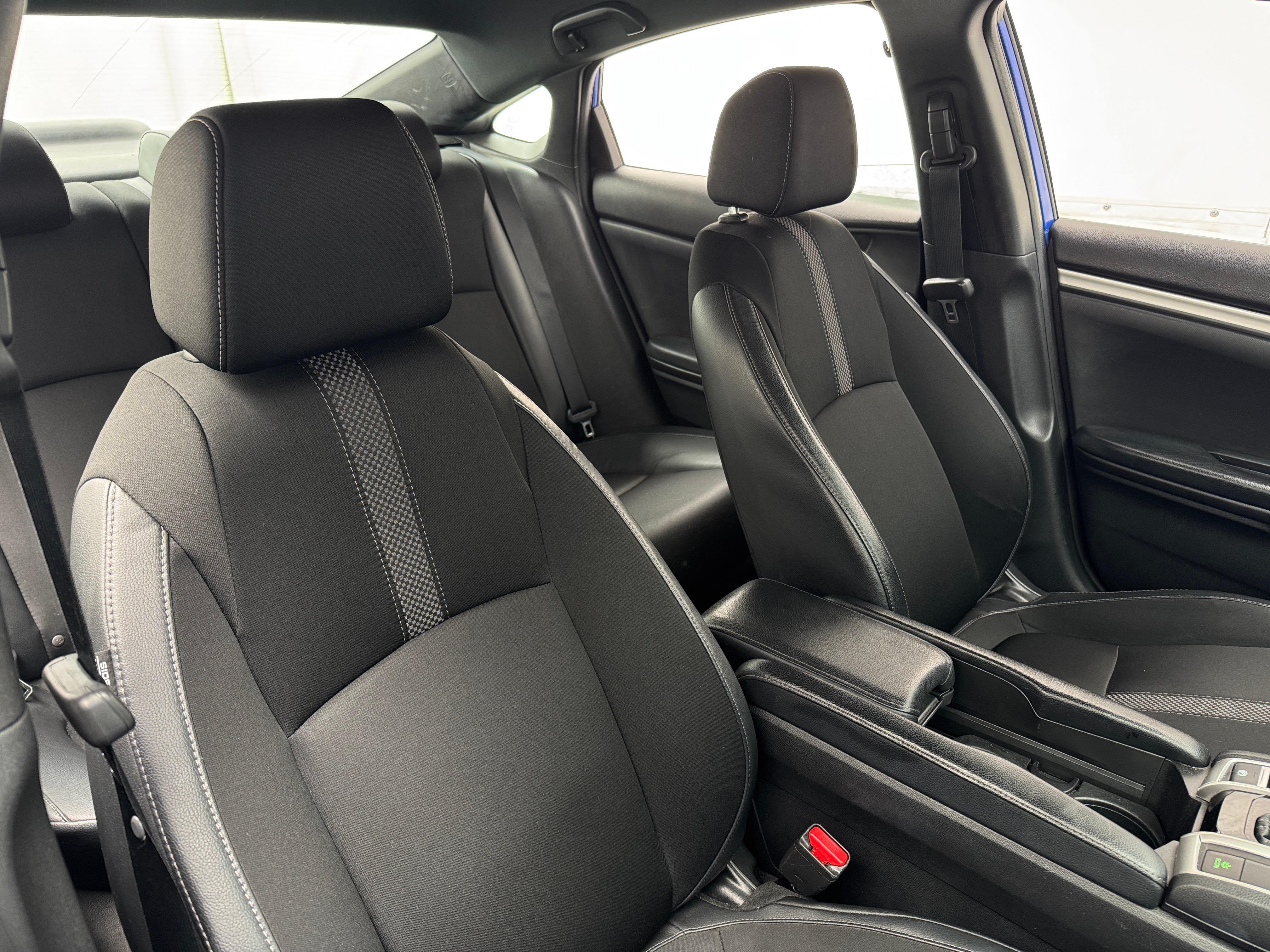 2020 Honda Civic Sport 2