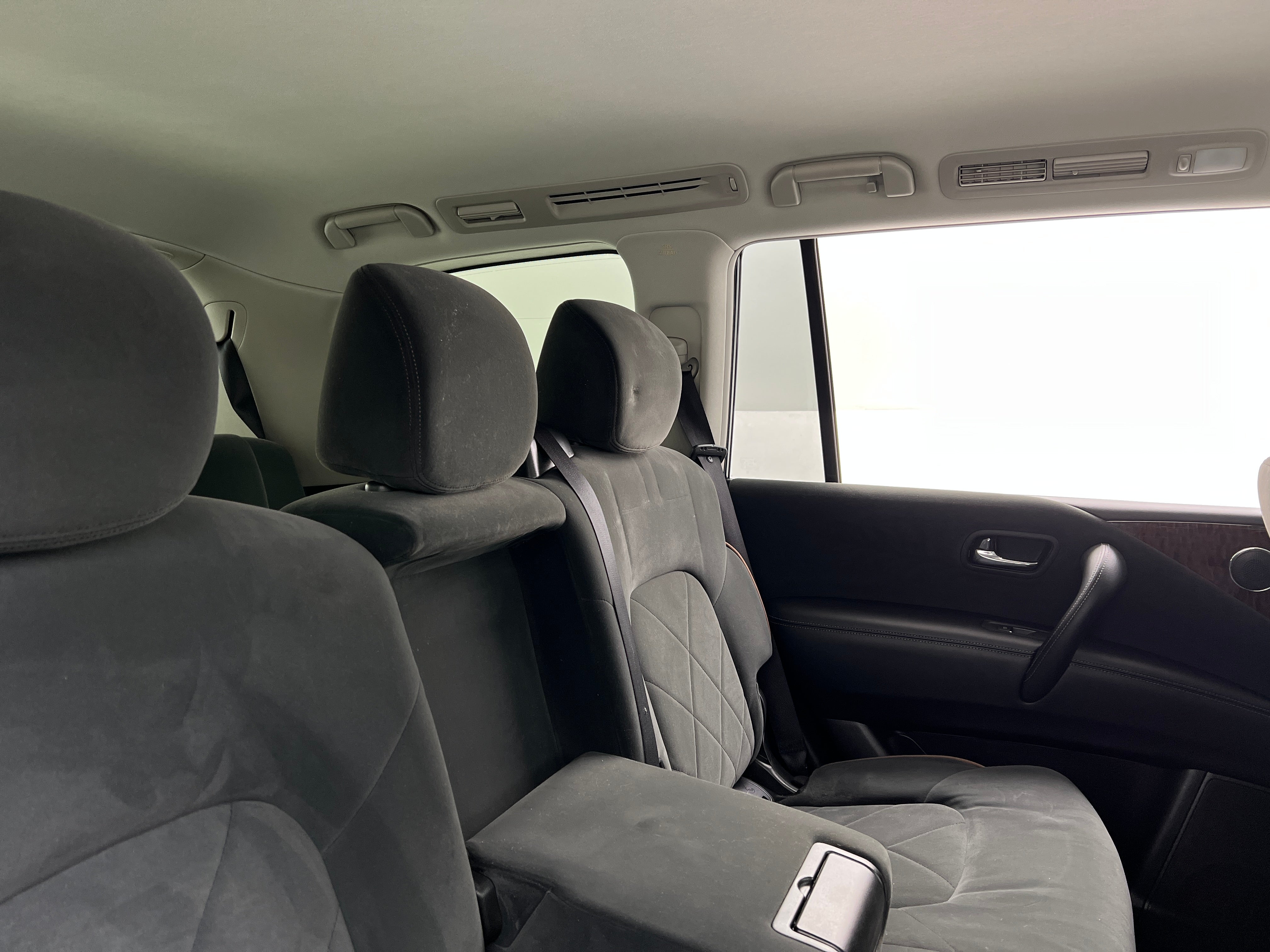 2019 Nissan Armada SV 6