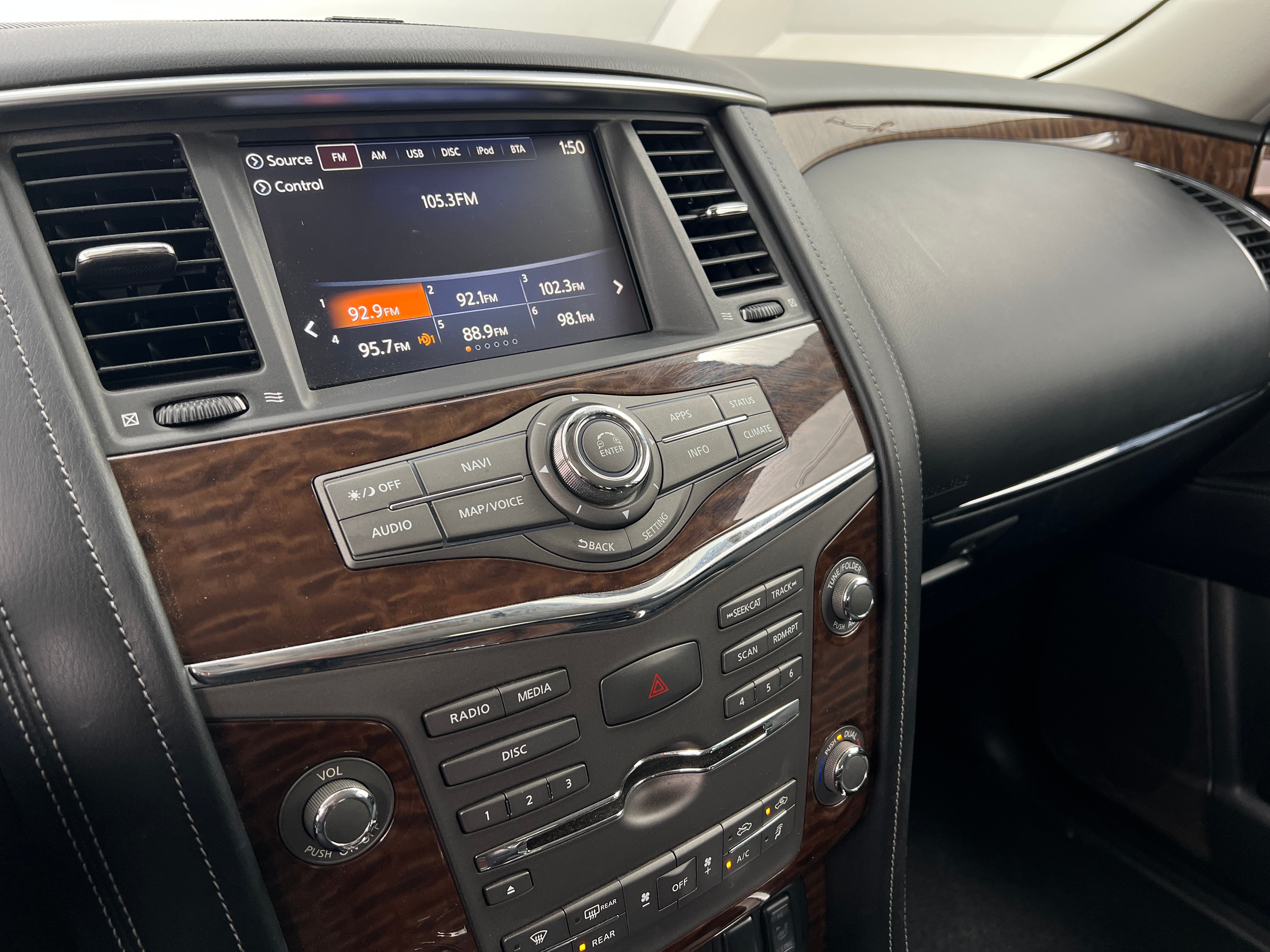 2019 Nissan Armada SV 4