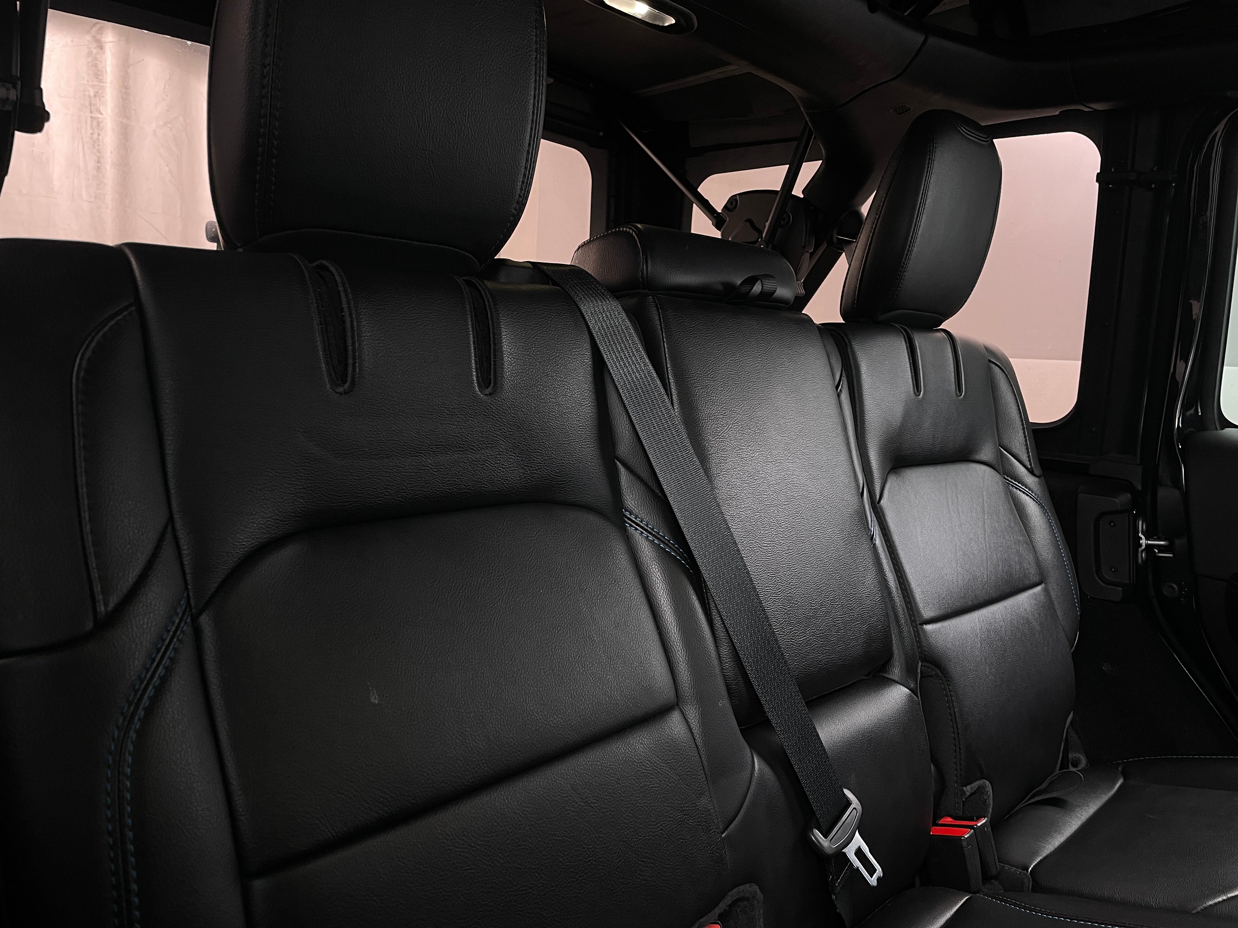 2022 Jeep Wrangler Unlimited Rubicon 4xe 5