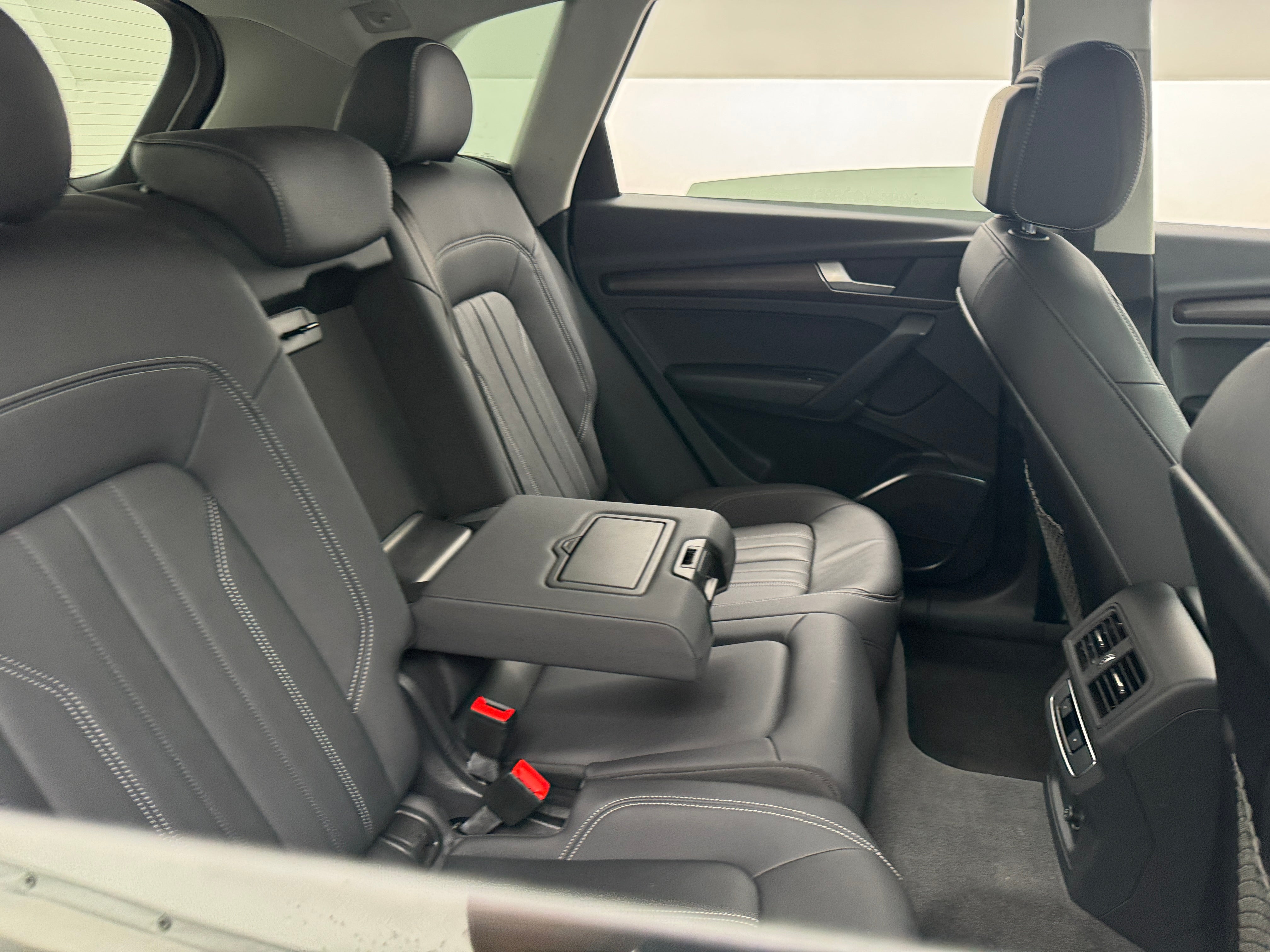 2022 Audi Q5 e Premium 5