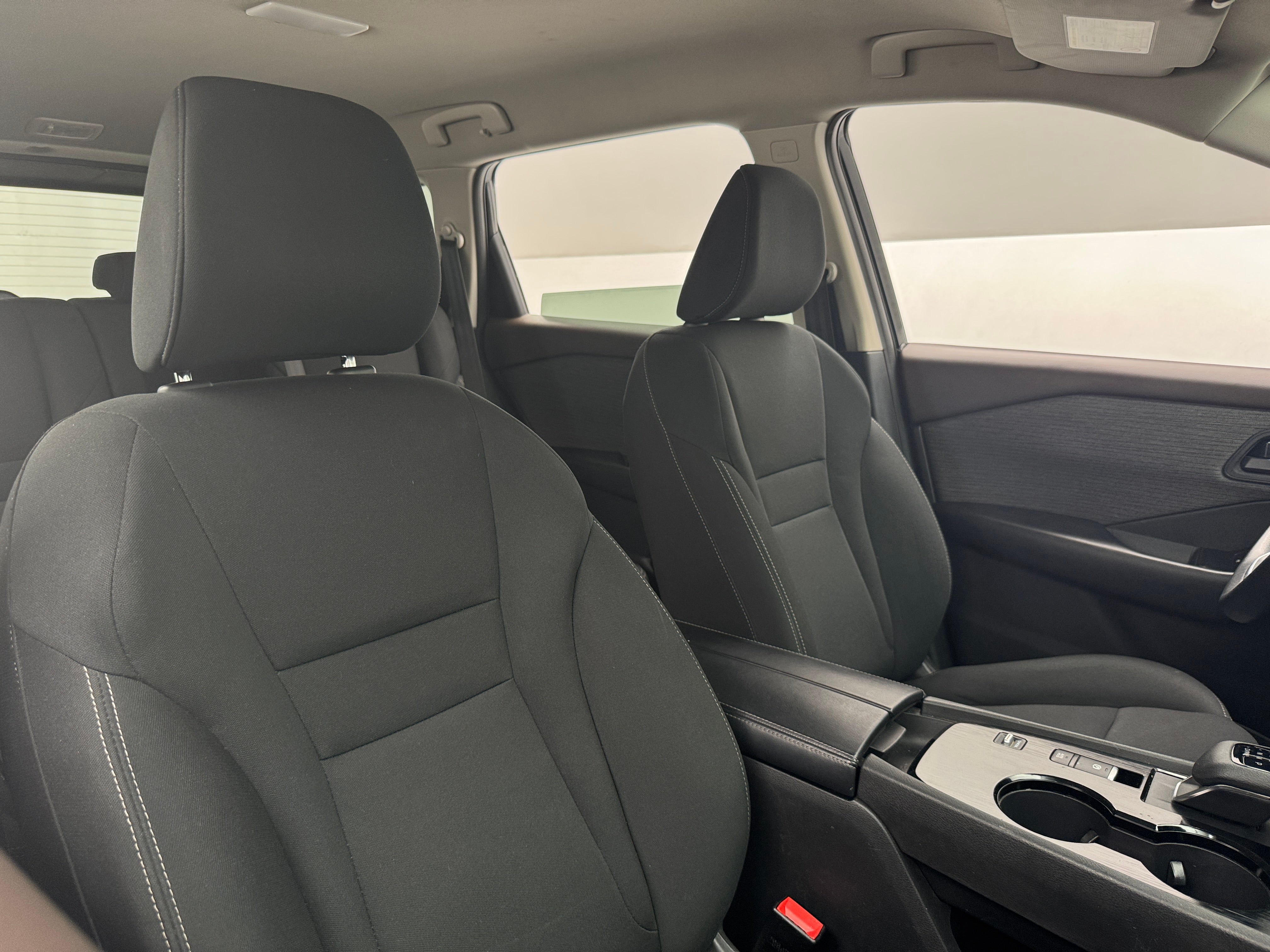 2023 Nissan Rogue S 2