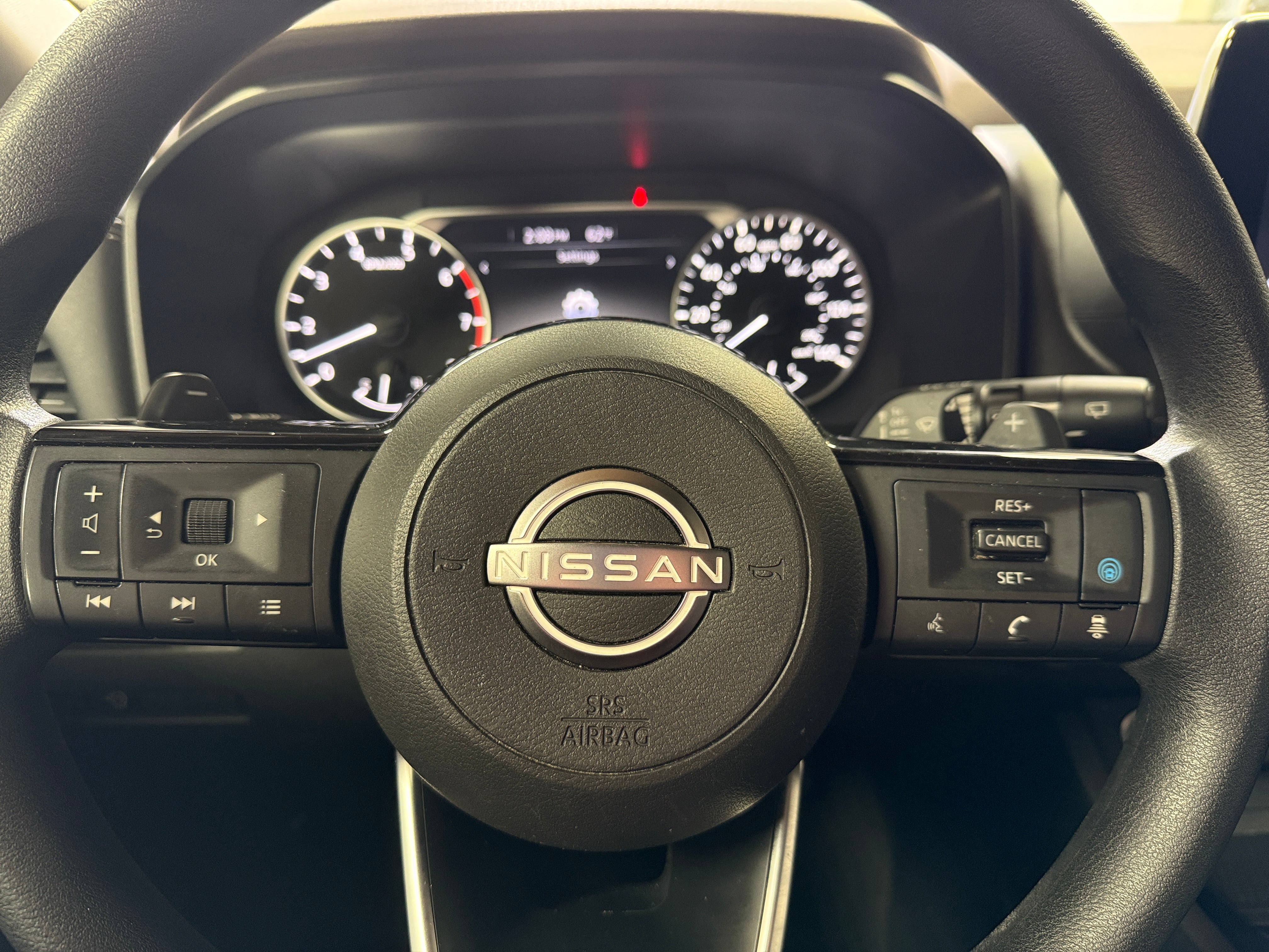 2023 Nissan Rogue SV 5