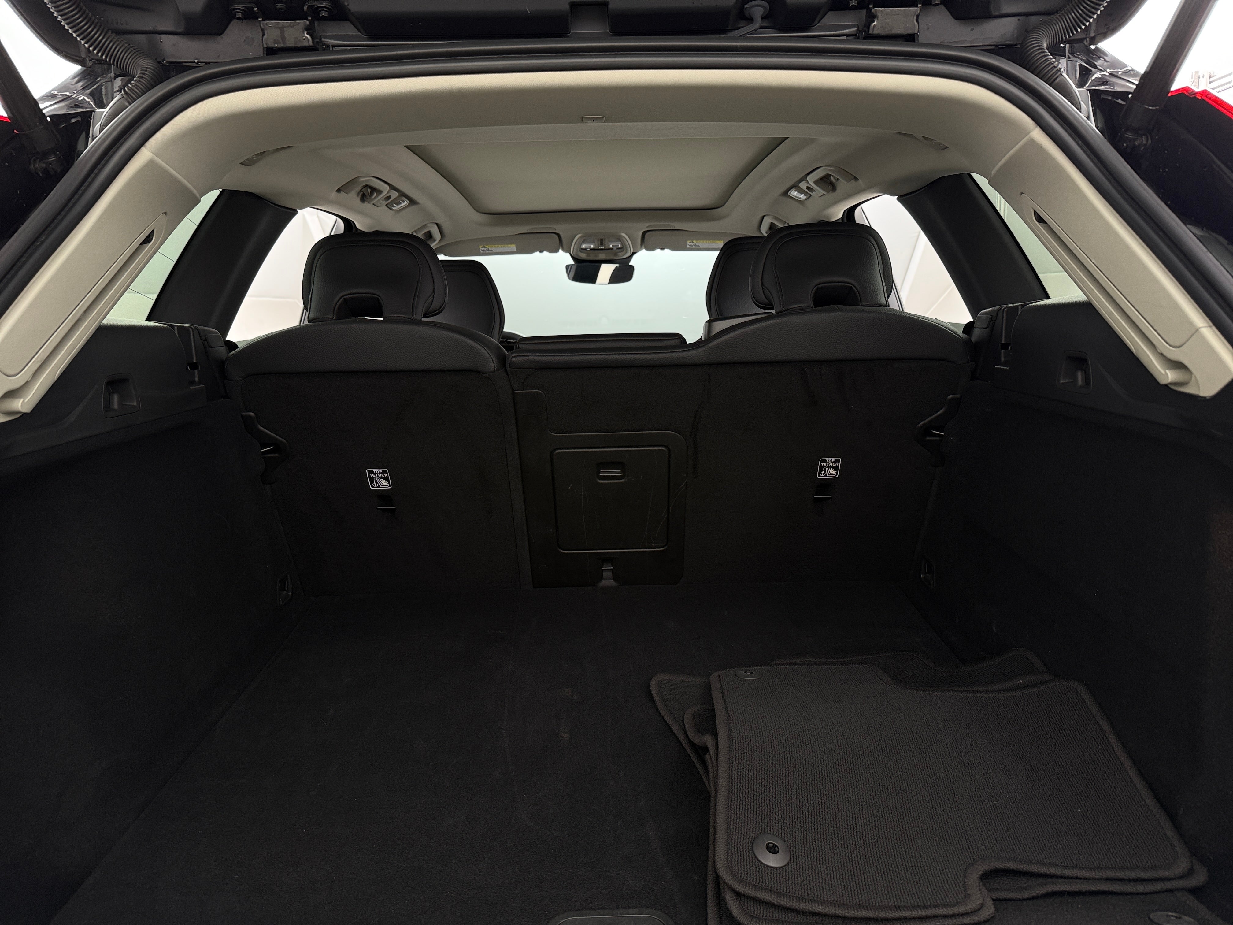 2023 Volvo XC60 B5 Plus 6