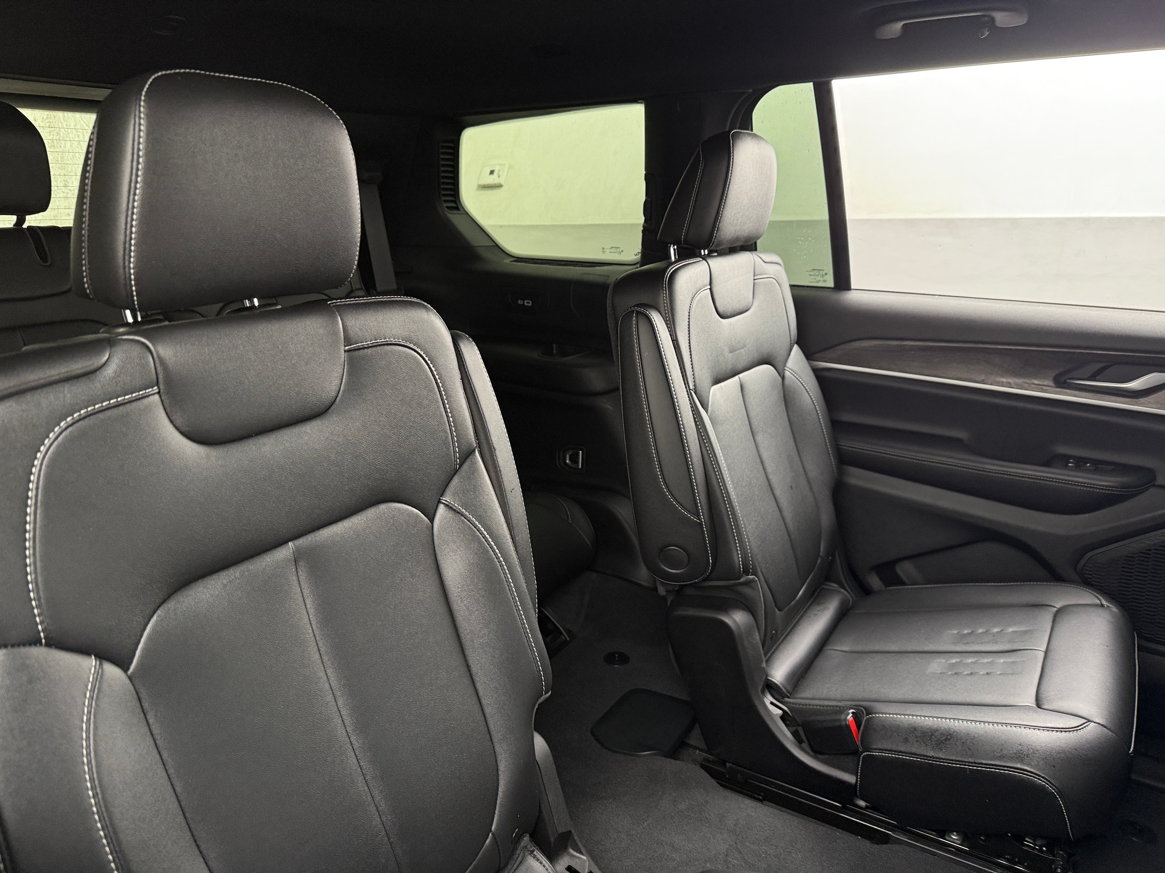 2024 Jeep Grand Cherokee L Limited Edition 5
