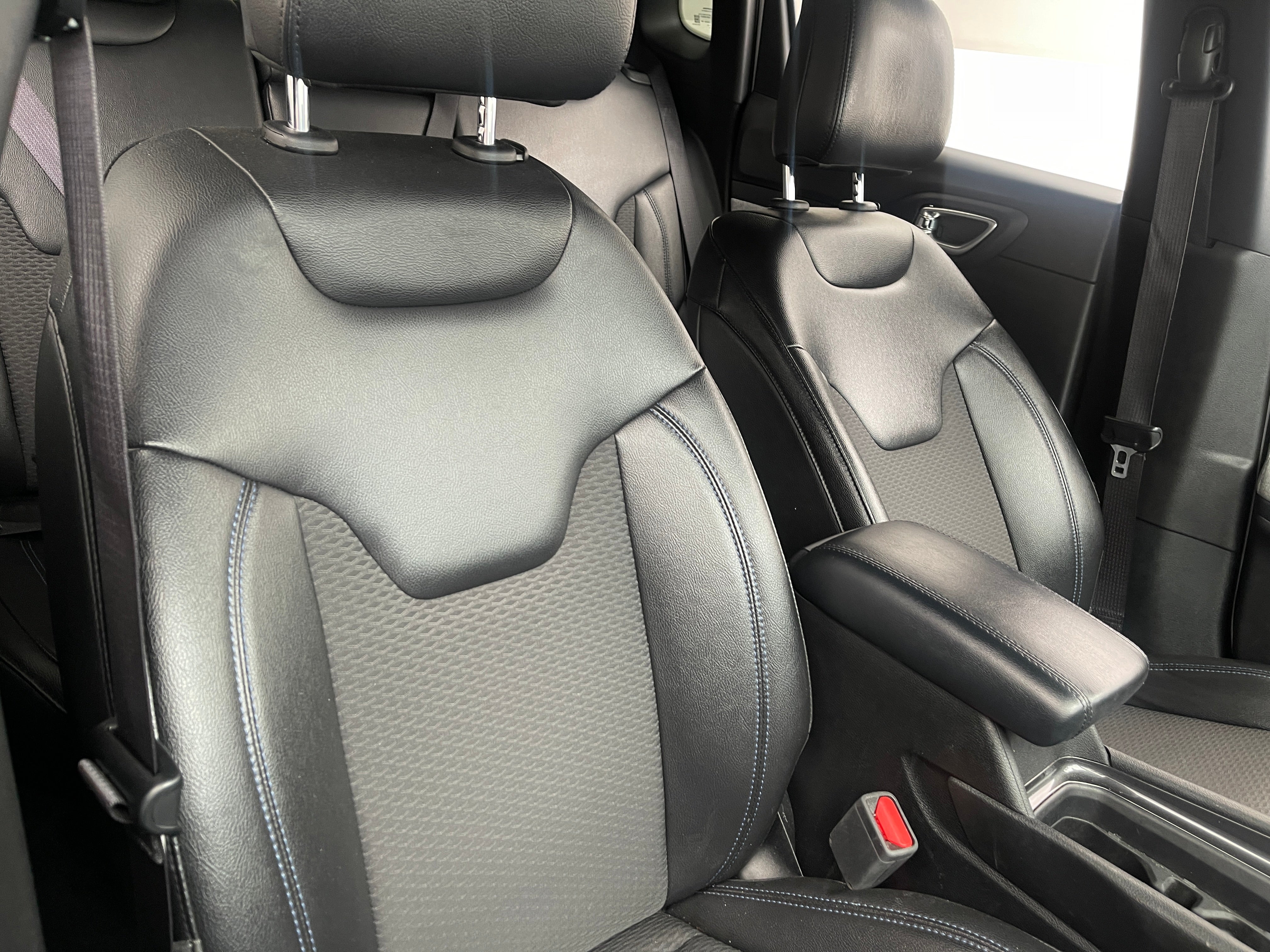 2023 Jeep Compass Latitude 2