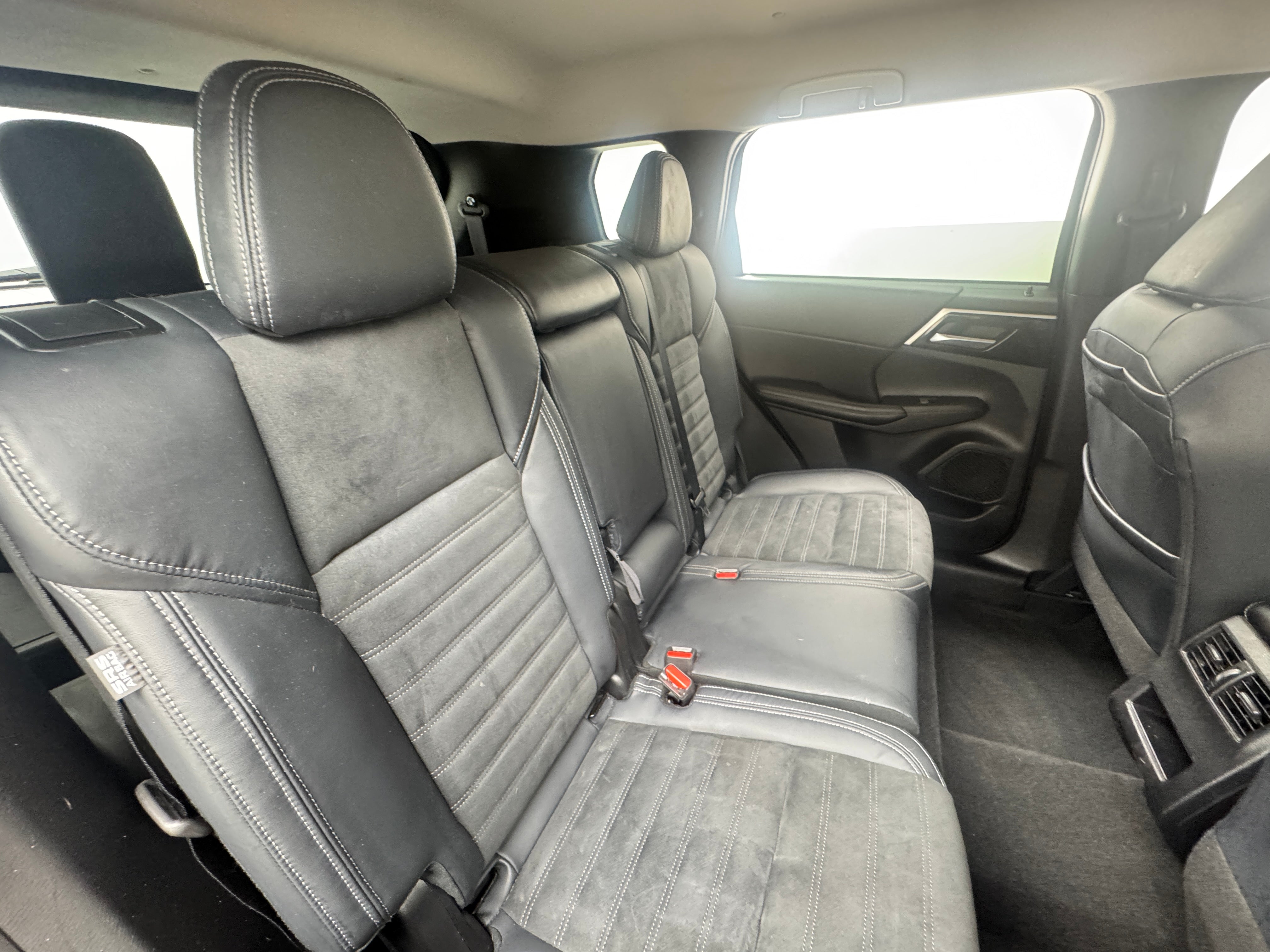 2022 Mitsubishi Outlander SE 5