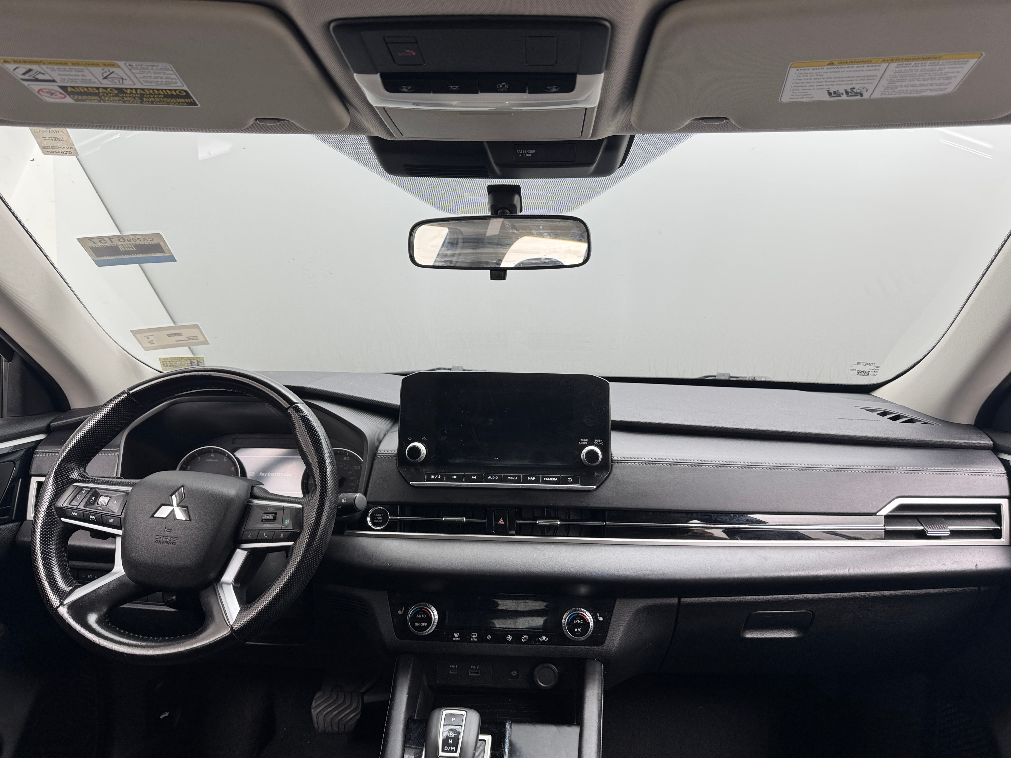 2022 Mitsubishi Outlander SE 2