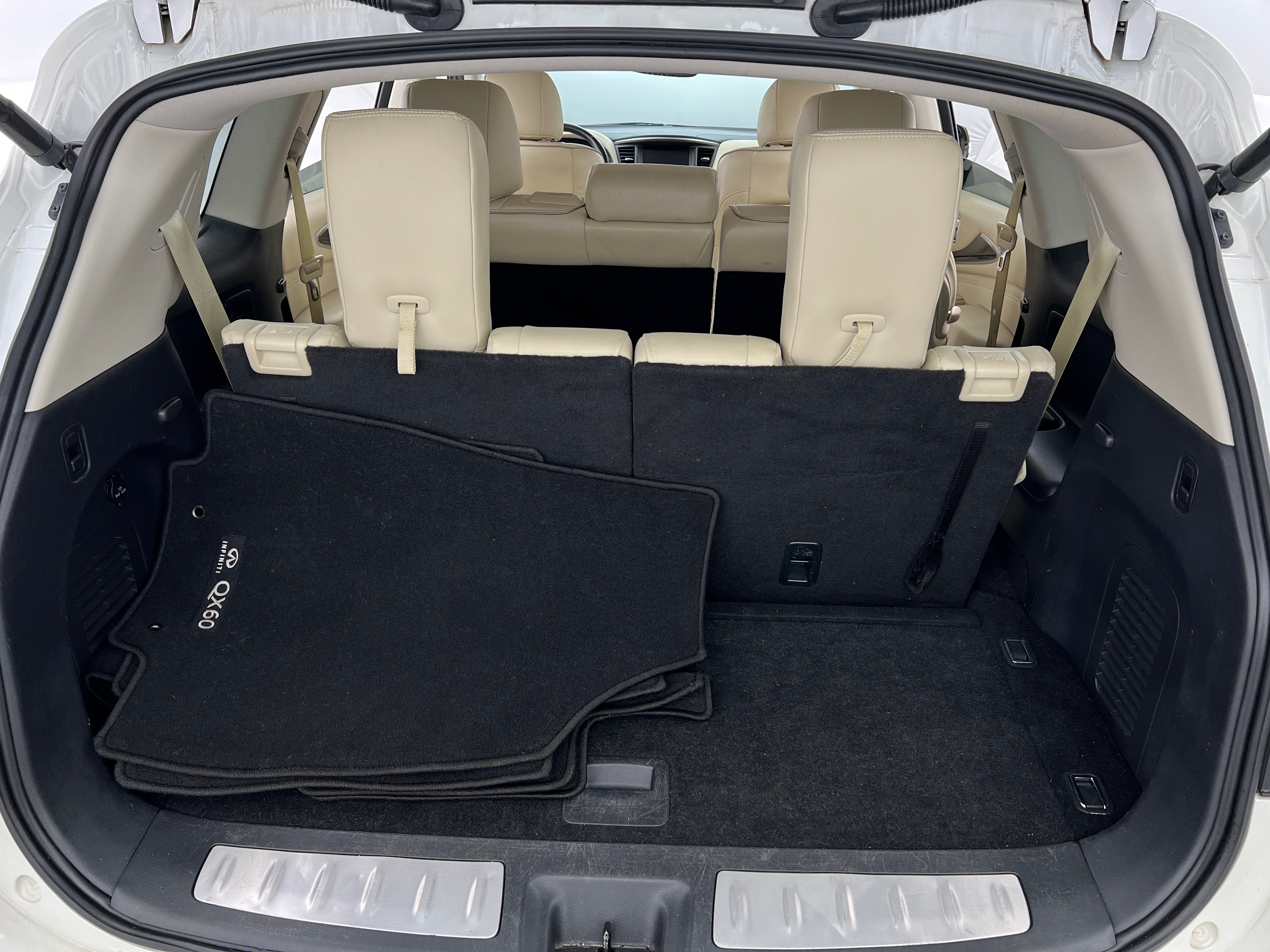 2020 INFINITI QX60 Luxe 6