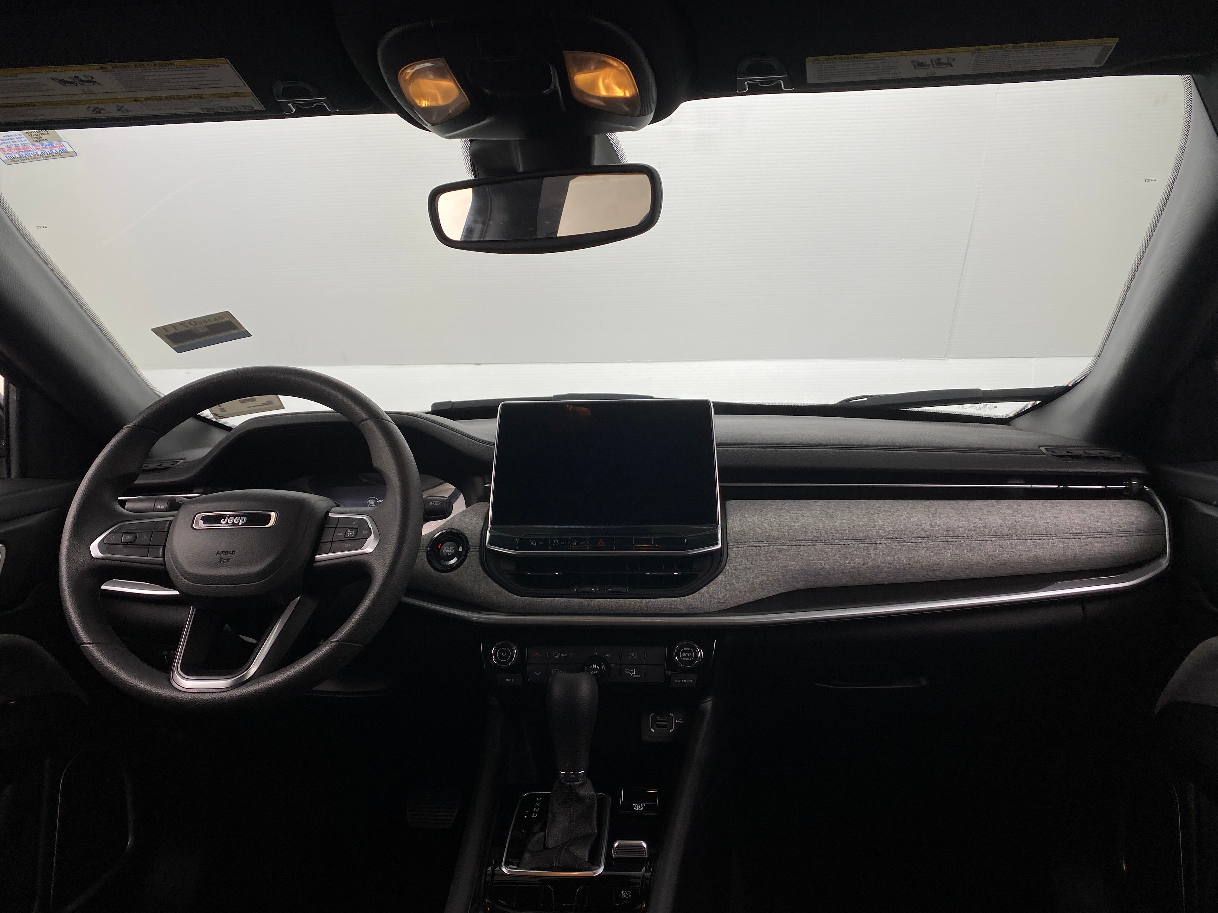 2024 Jeep Compass Sport 3