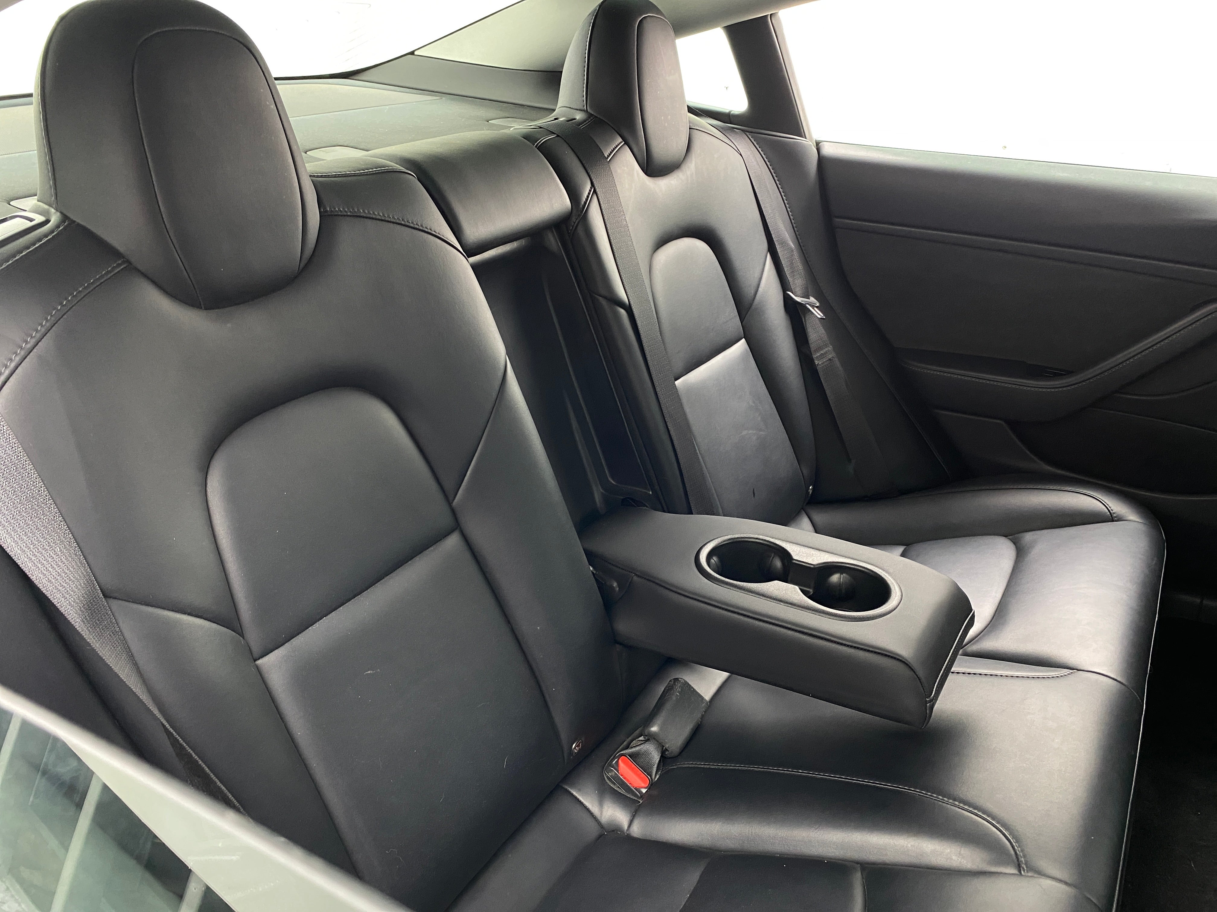 2019 Tesla Model 3 Standard Range 4