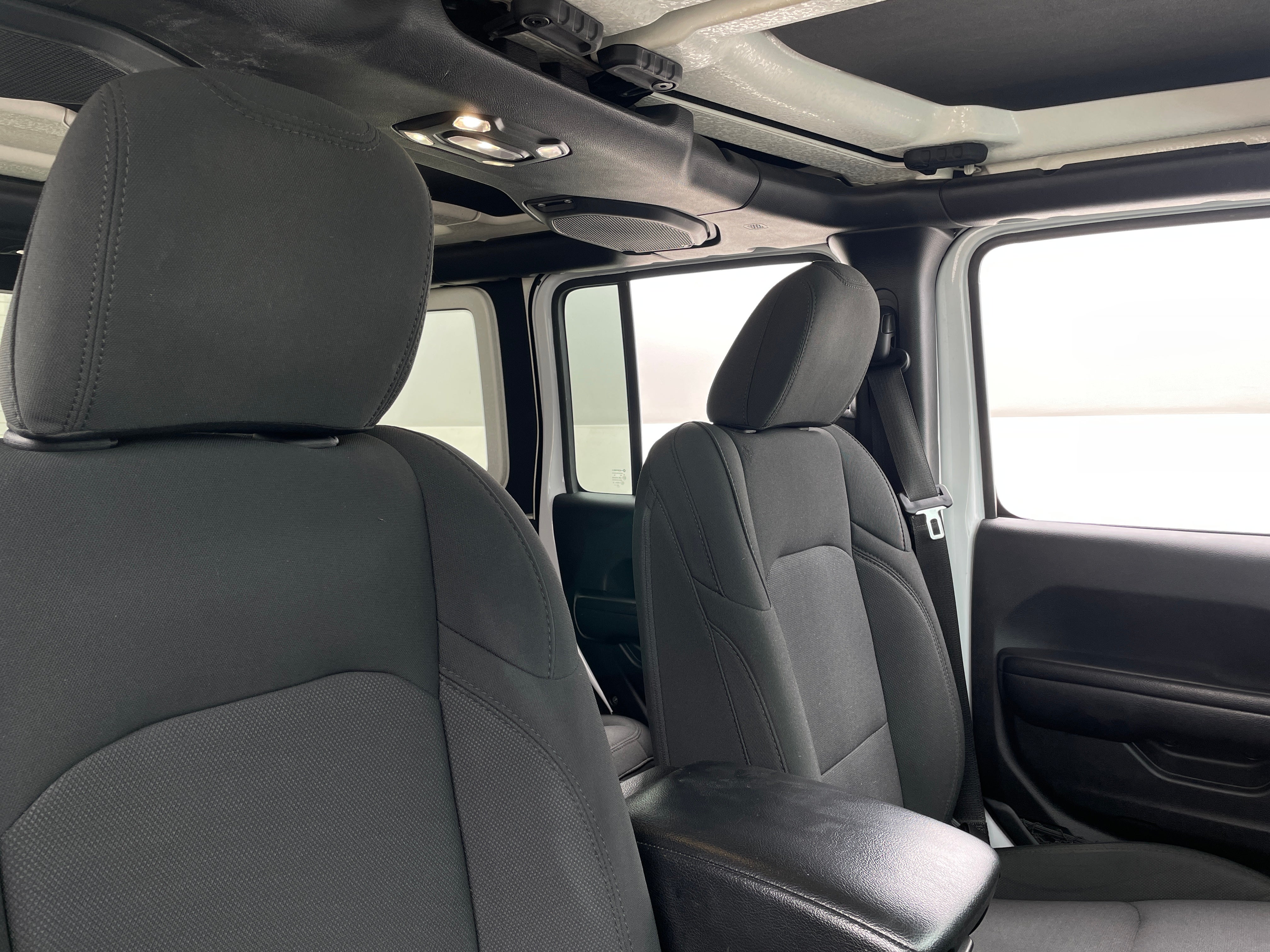 2021 Jeep Wrangler Unlimited Willys 2