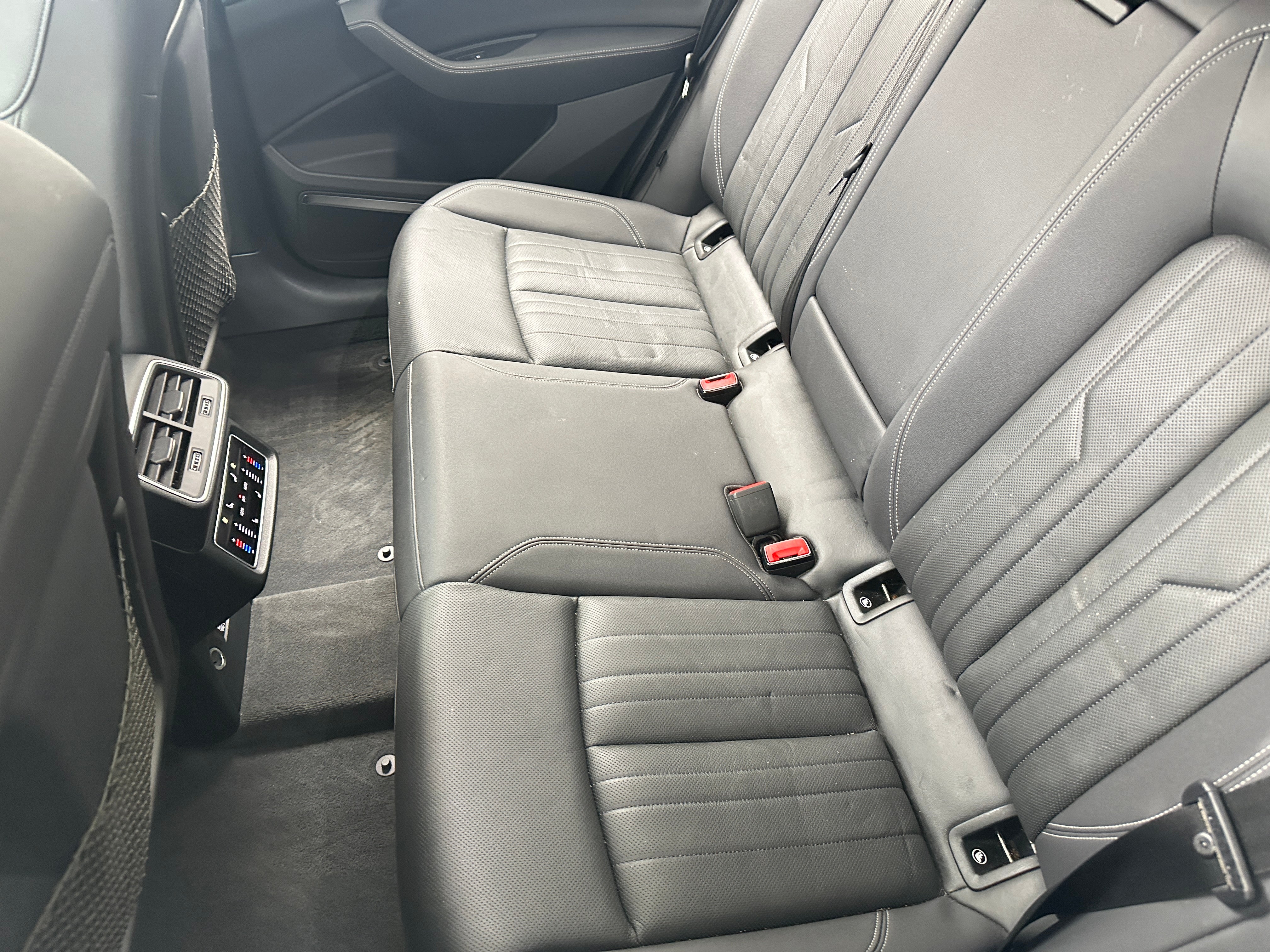 2020 Audi e-tron S Premium Plus 5