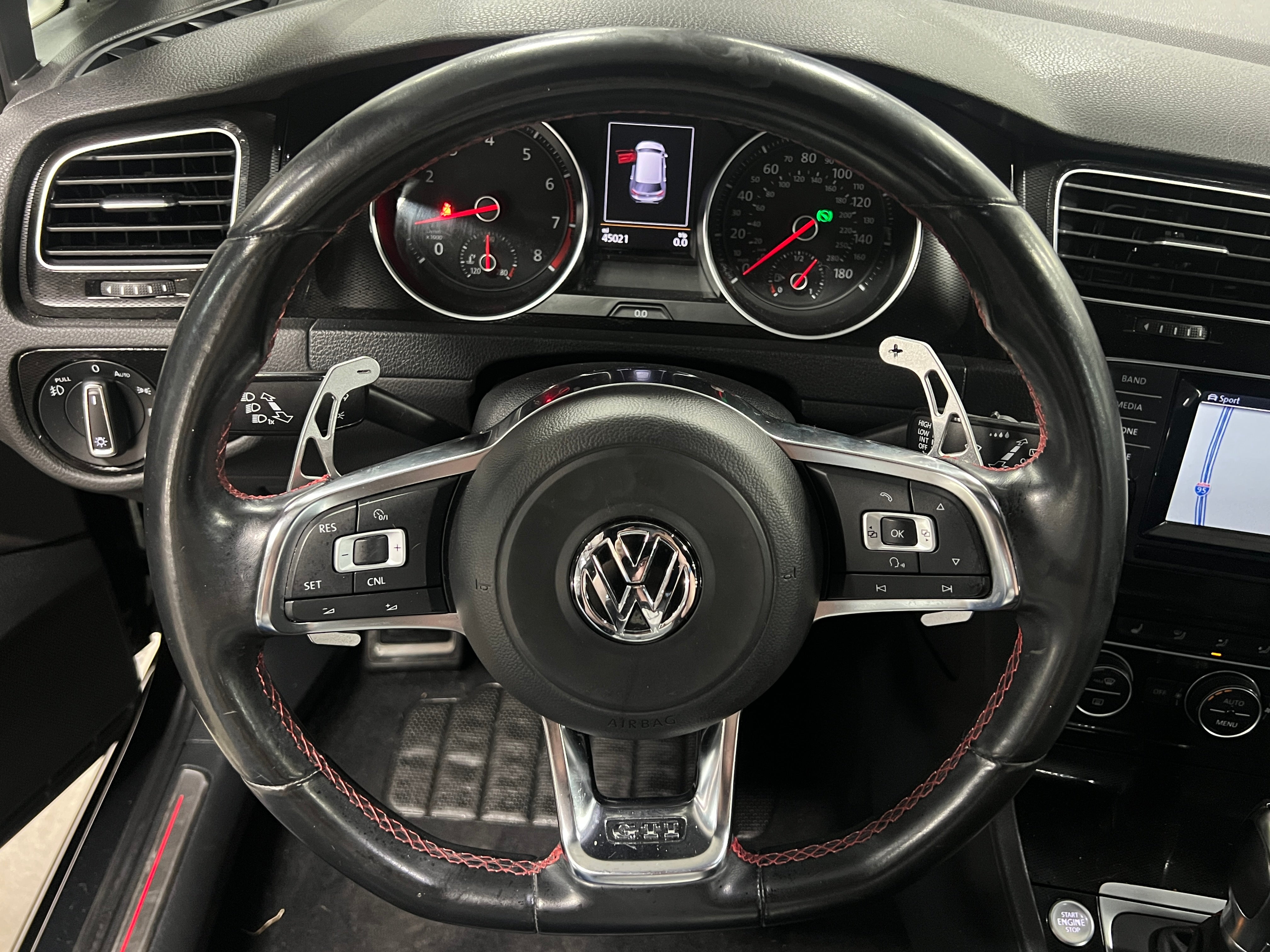 2015 Volkswagen Golf GTI Autobahn 4