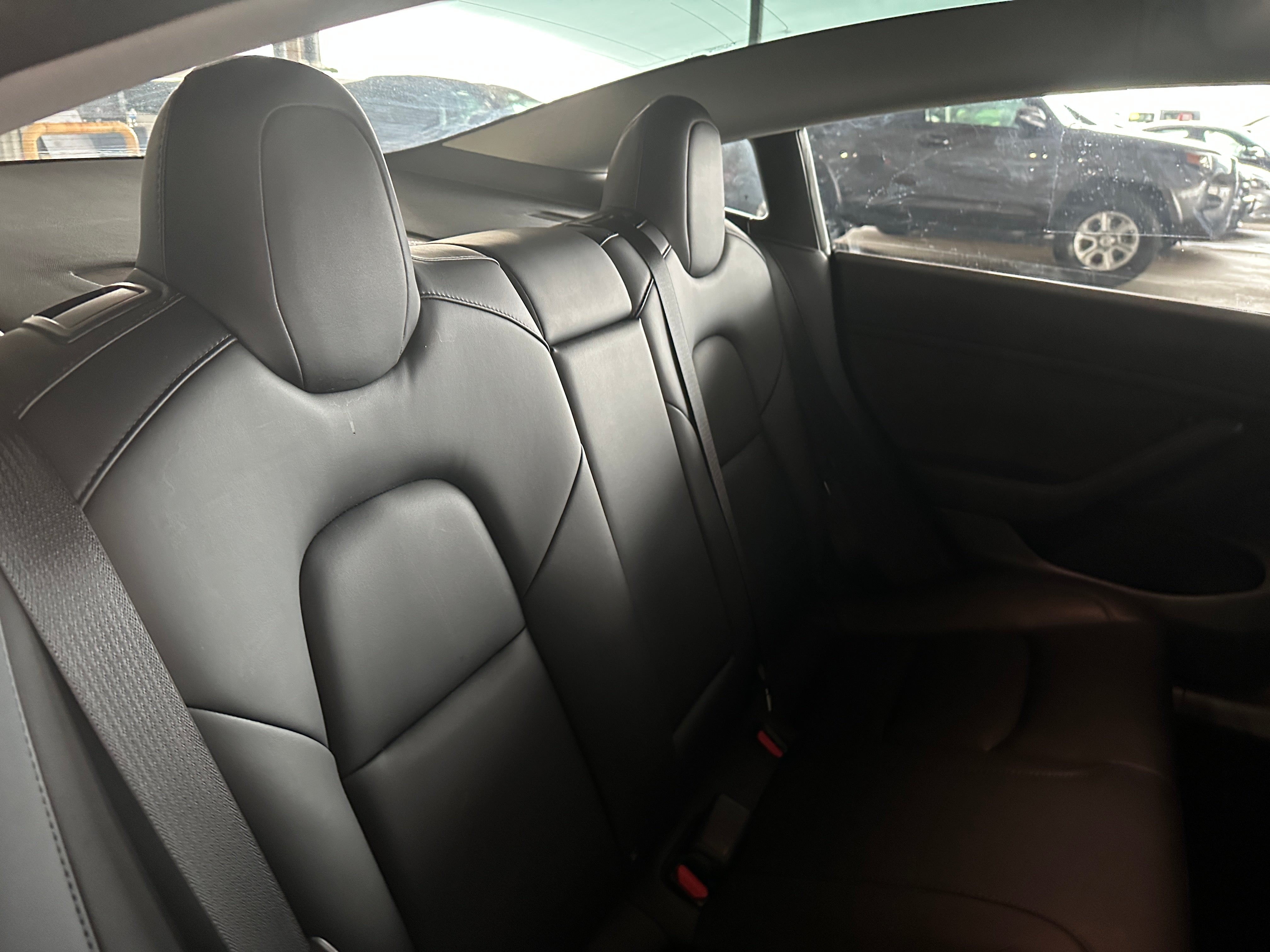 2022 Tesla Model 3 Standard Range 5