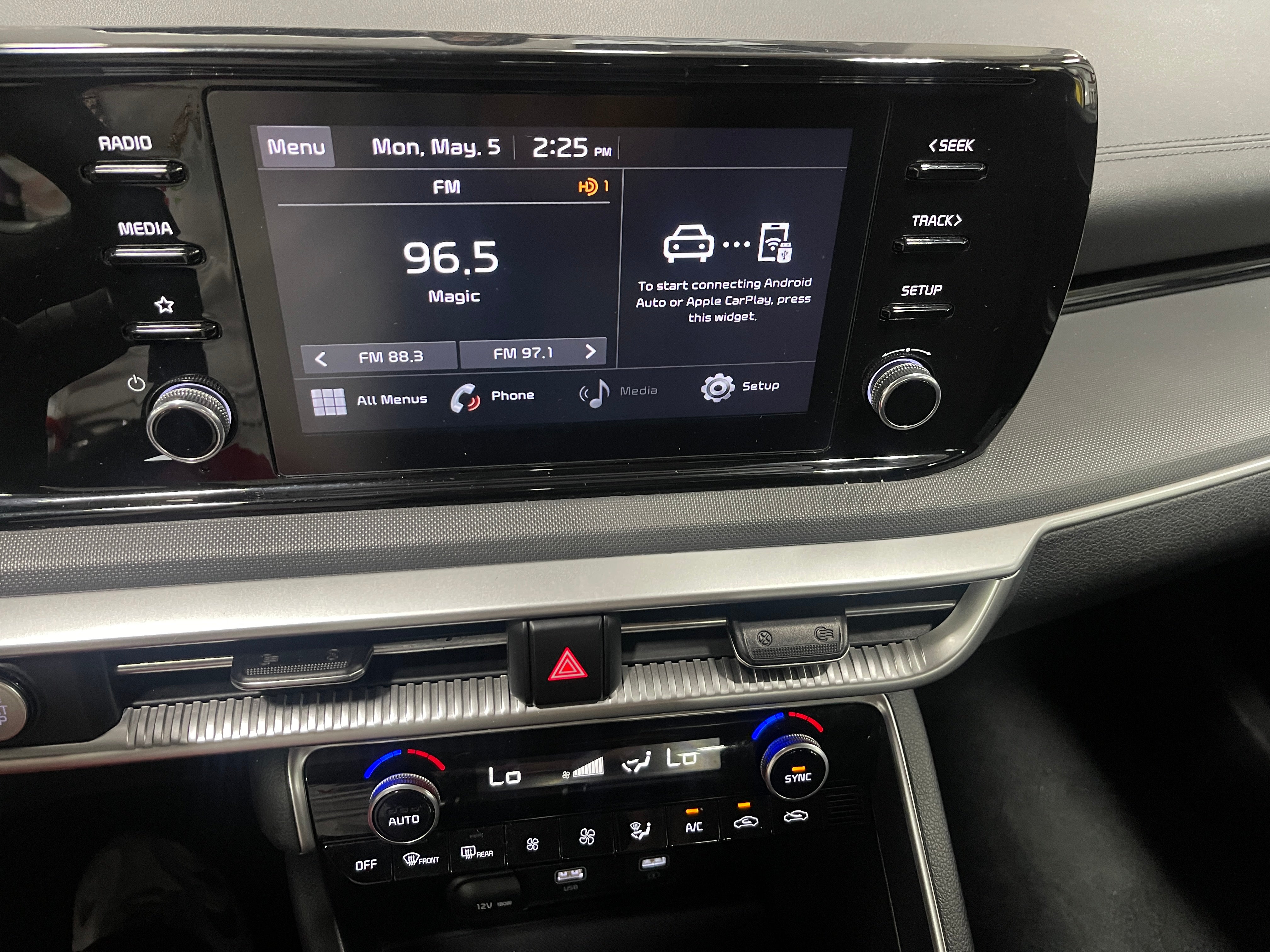 2023 Kia K5 LXS 4