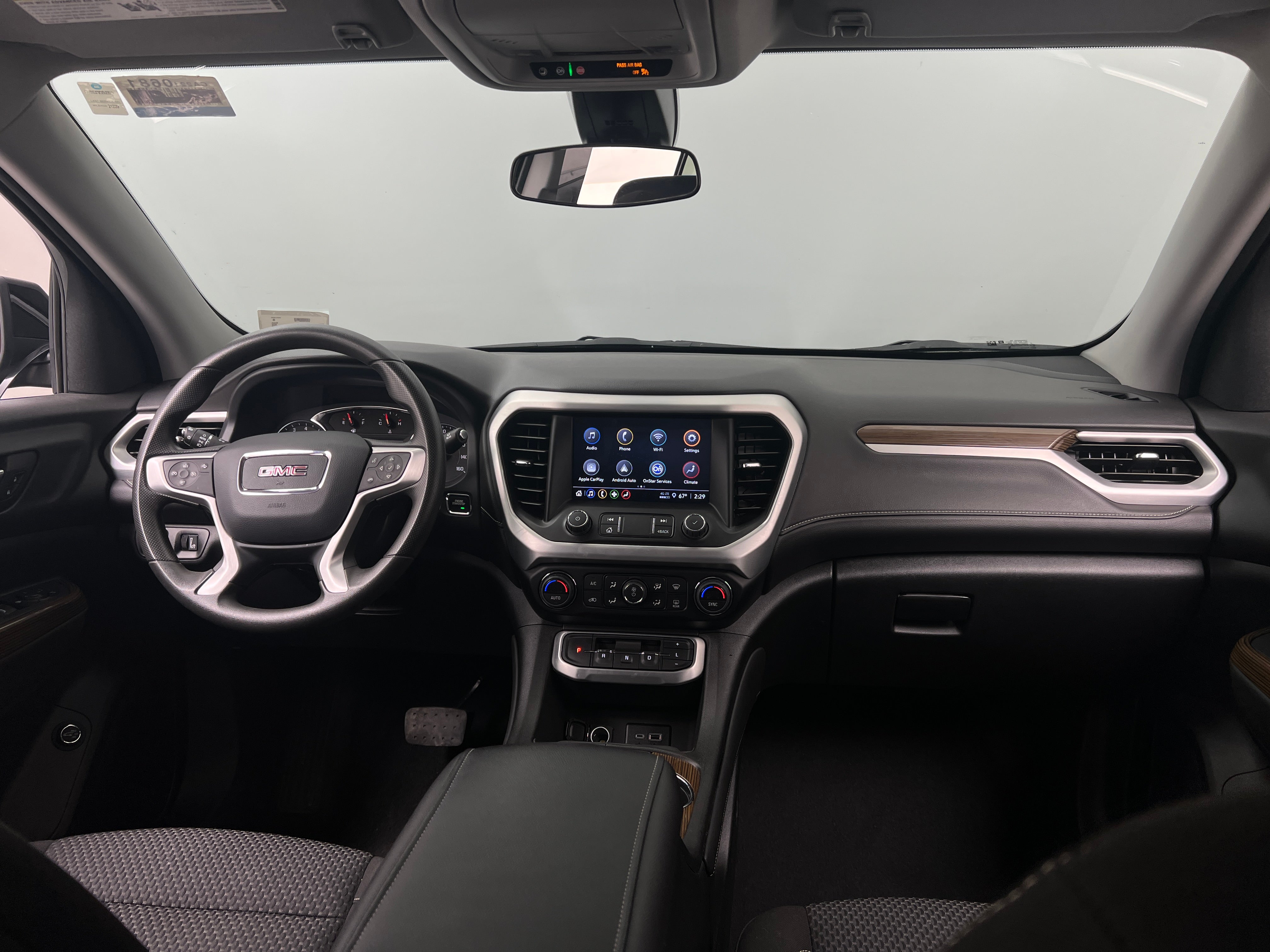 2023 GMC Acadia SLE 3