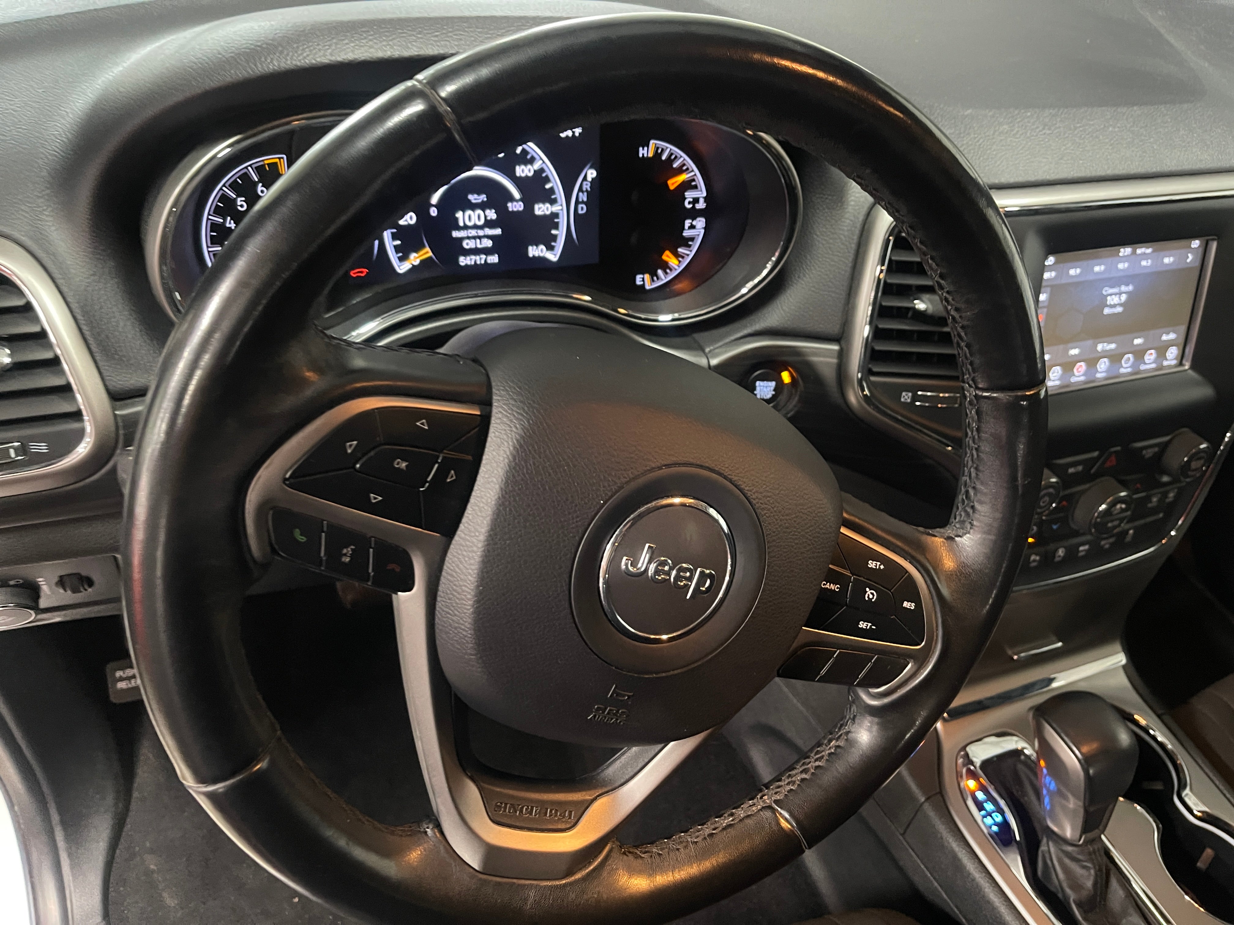 2020 Jeep Grand Cherokee Laredo 5