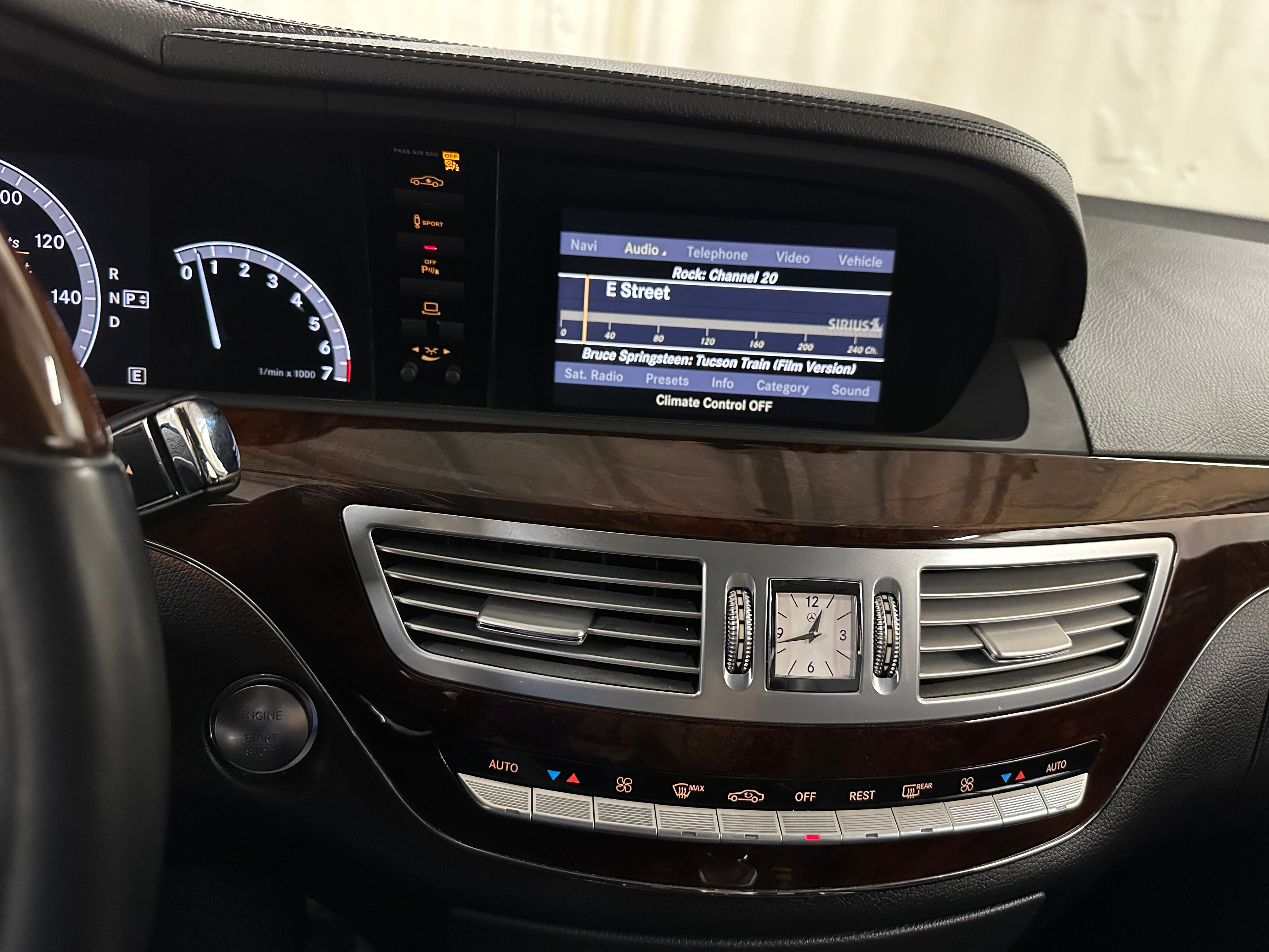 2012 Mercedes-Benz S-Class S 550 3