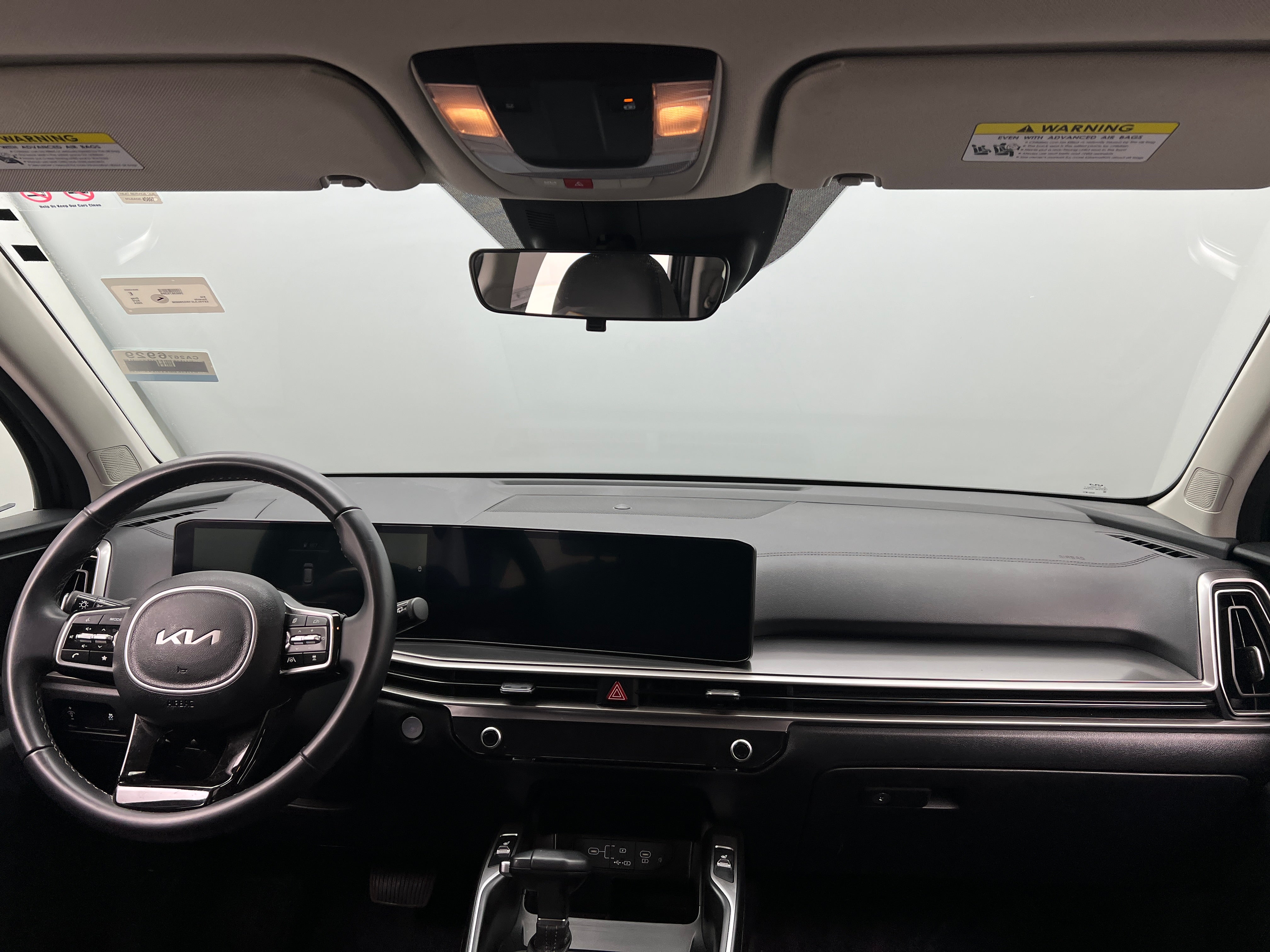 2024 Kia Sorento S 2